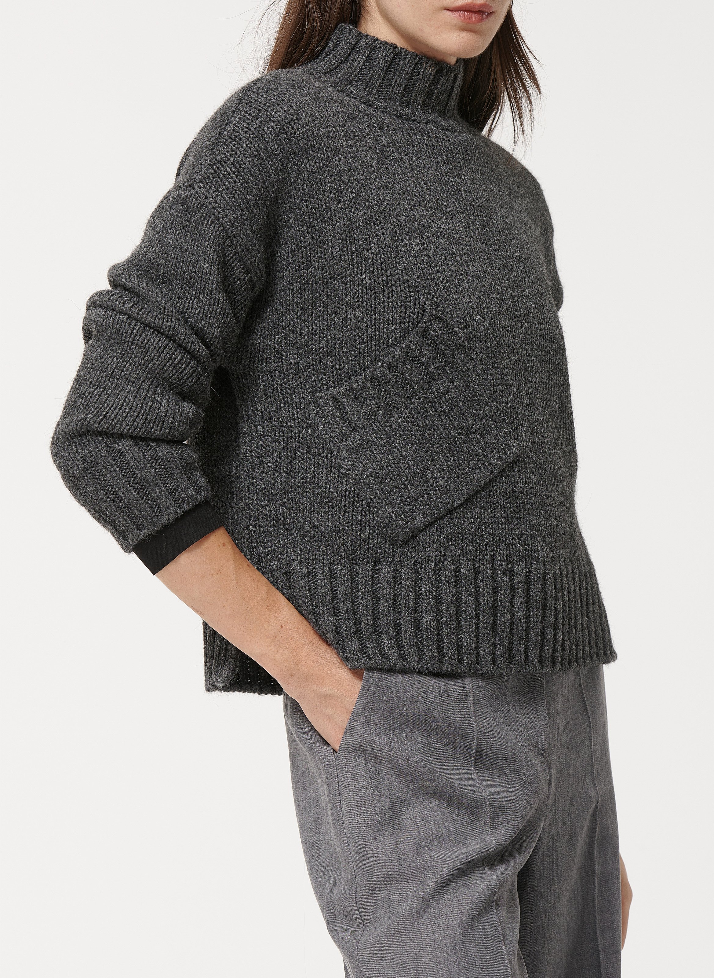 Kurzärmliger Pullover mit Rundhalsausschnitt HUMILITY Silber