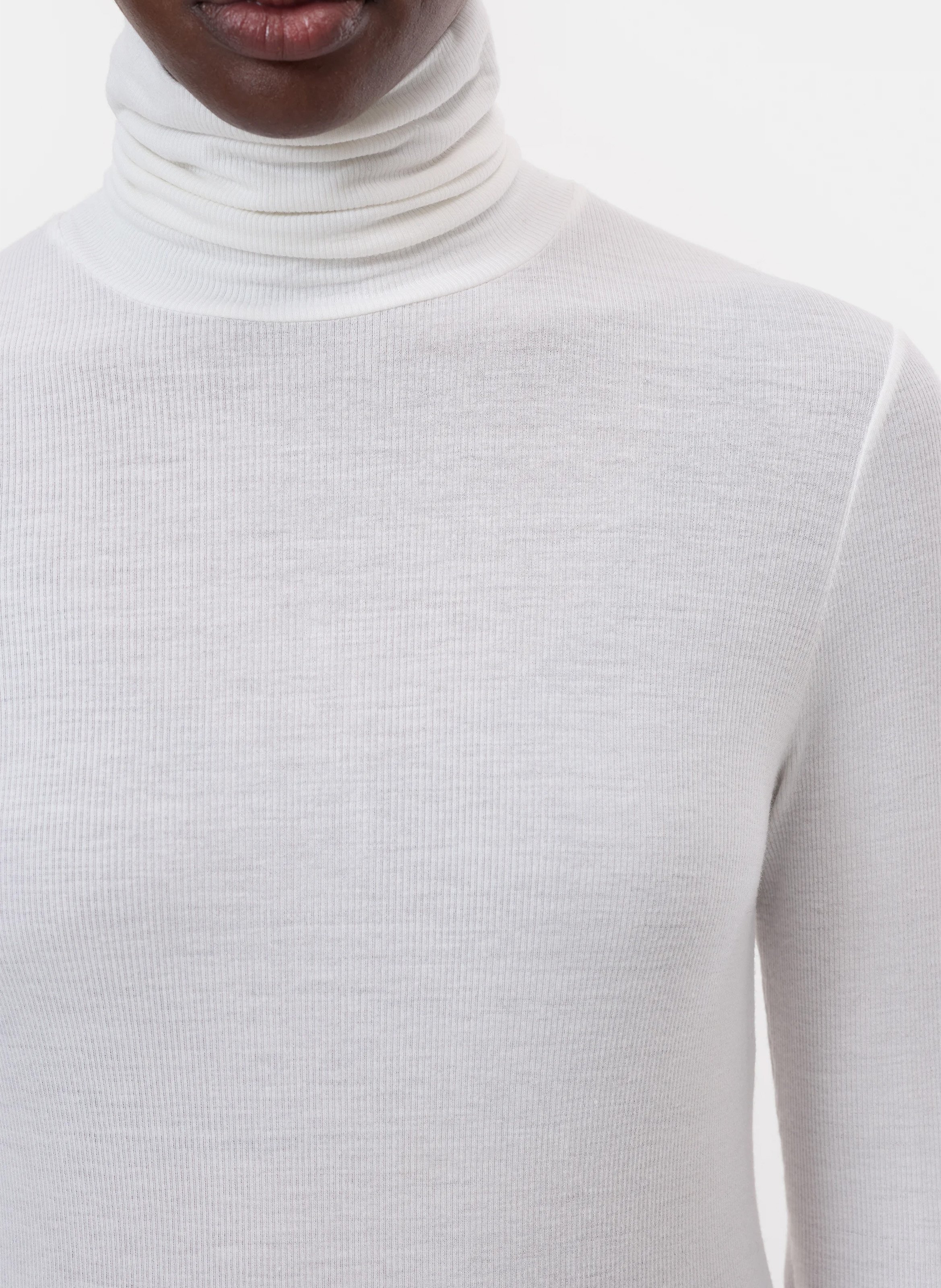 Bodycon roll-neck sweater CLOSED White