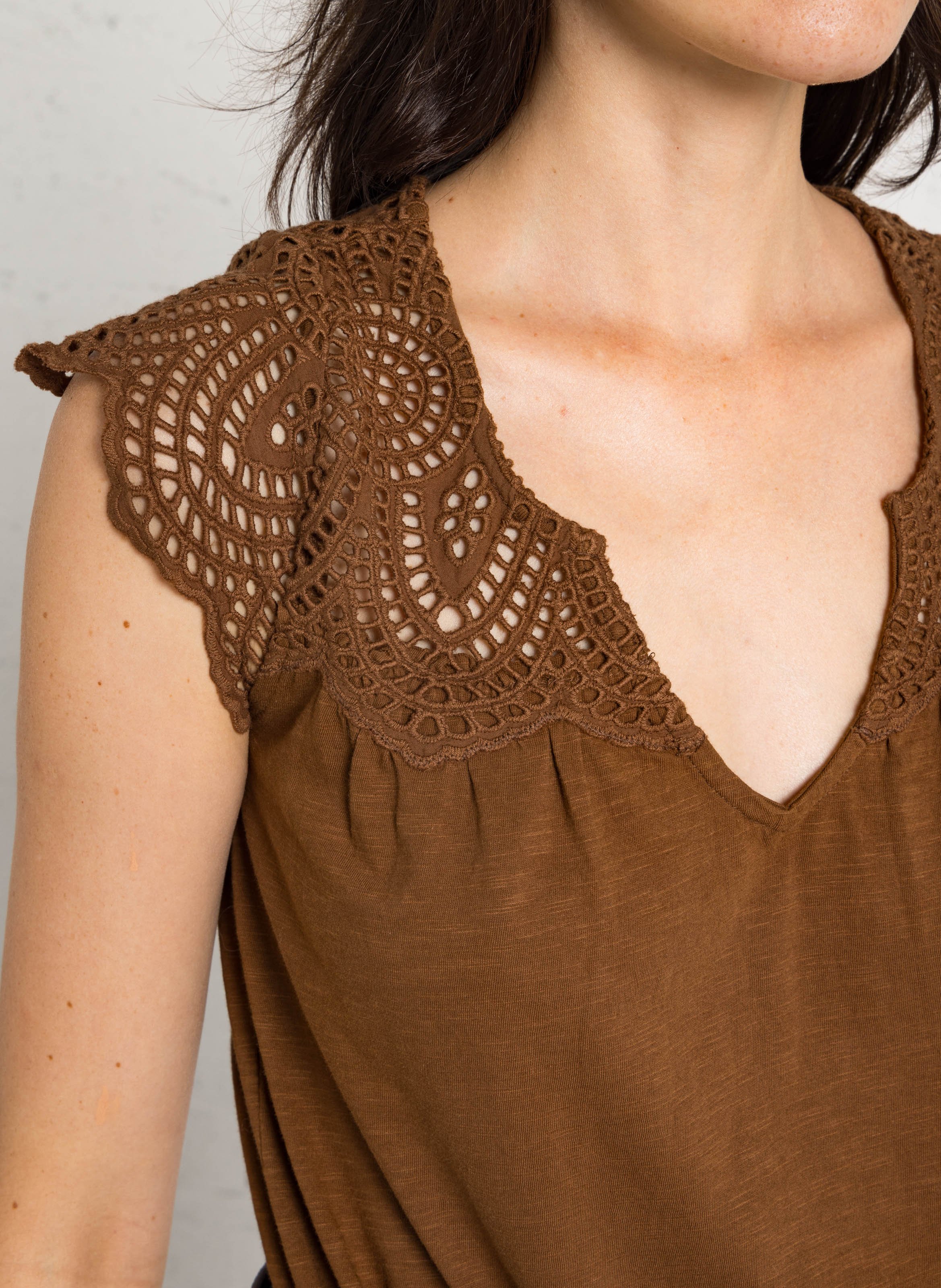 Gerade geschnittenes T-Shirt aus Baumwolle MAISON 123 Beige