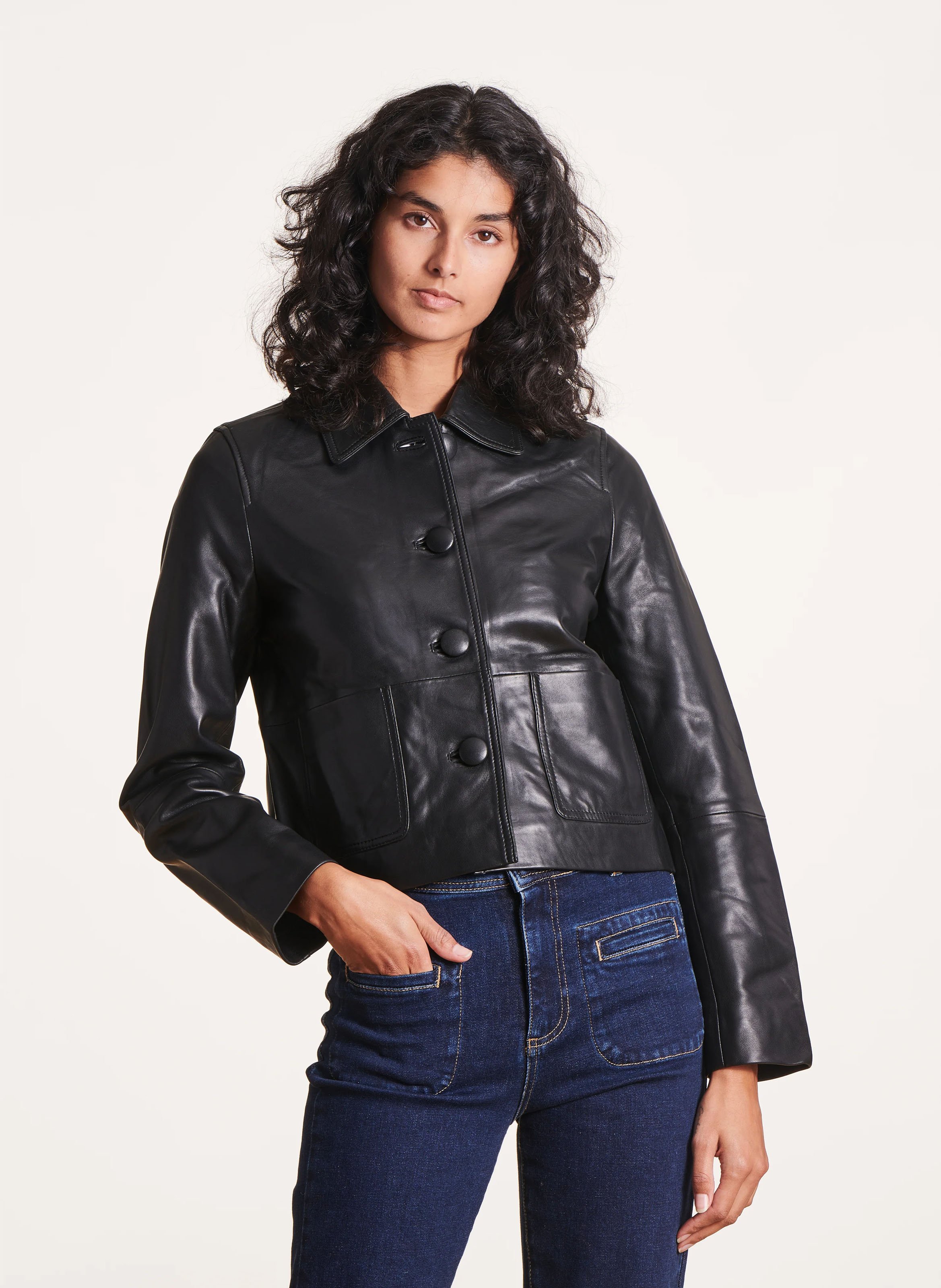 Veste en cuir droite à col classique LA FEE MARABOUTEE Noir