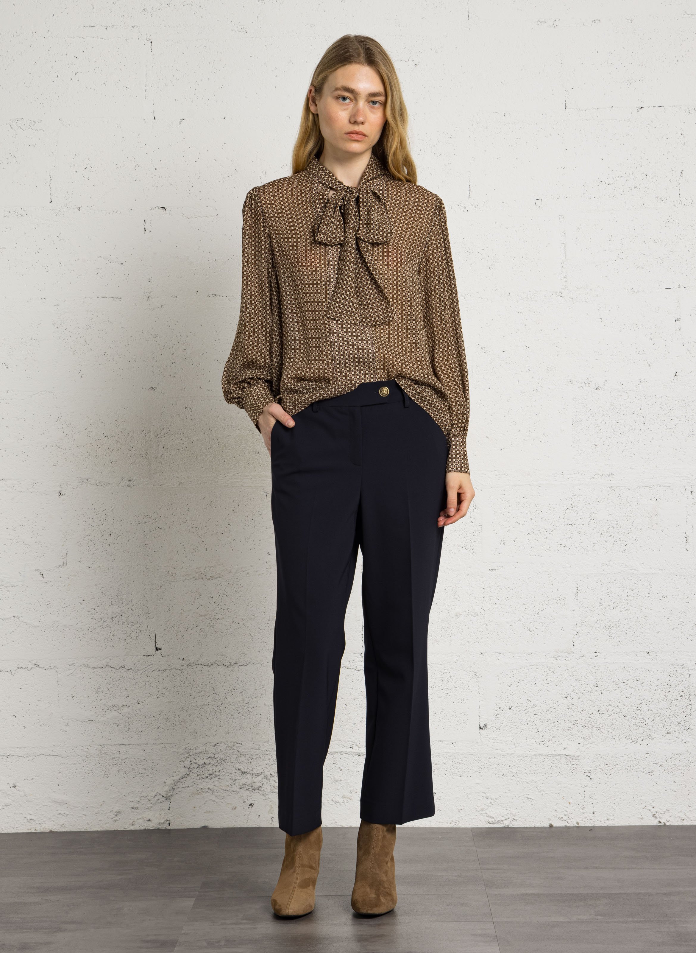 Blouse ample col à nouer  SUD EXPRESS Marron