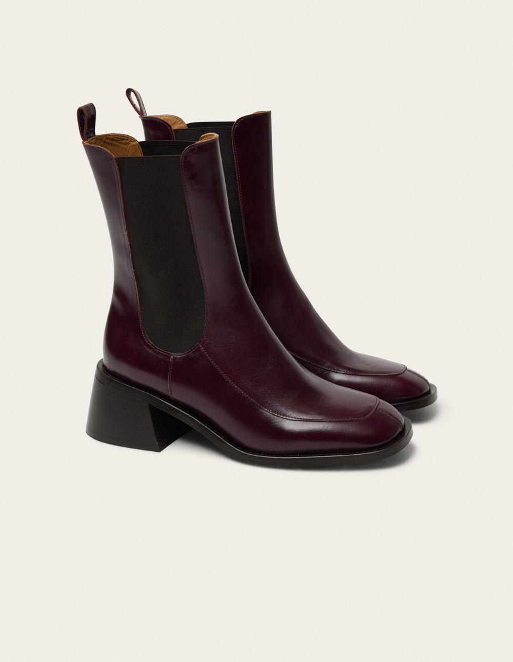 Heeled ankle boots ODAJE Red