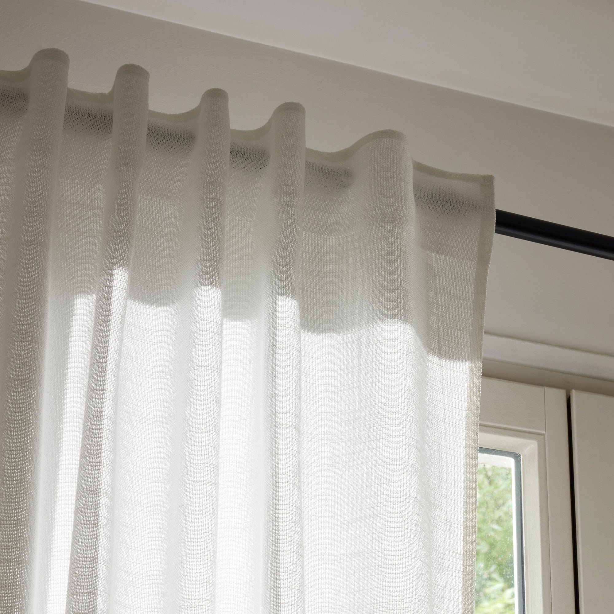 Curtain with loops MADURA White