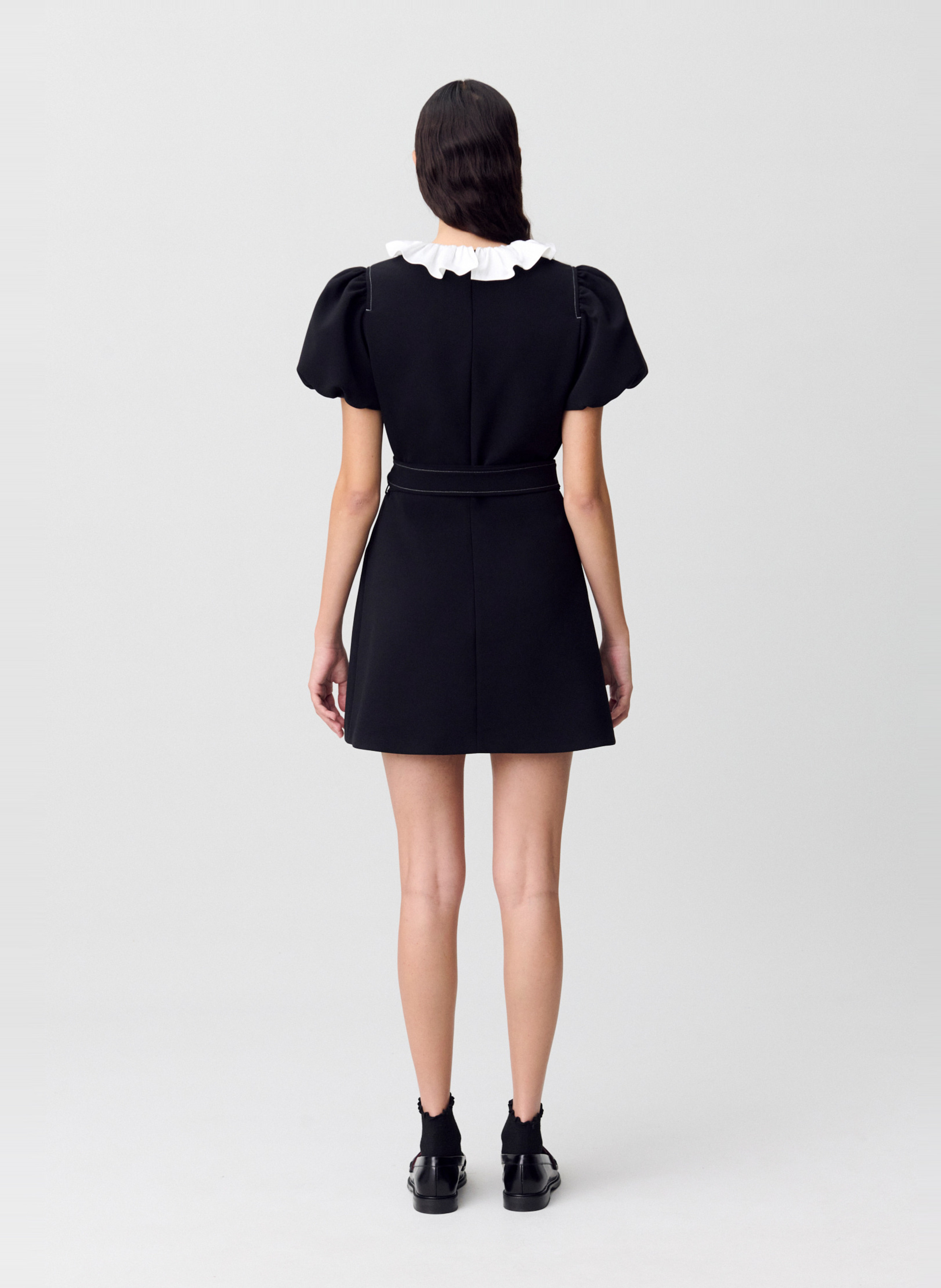 Robe courte cintrée à col volanté CLAUDIE PIERLOT Noir