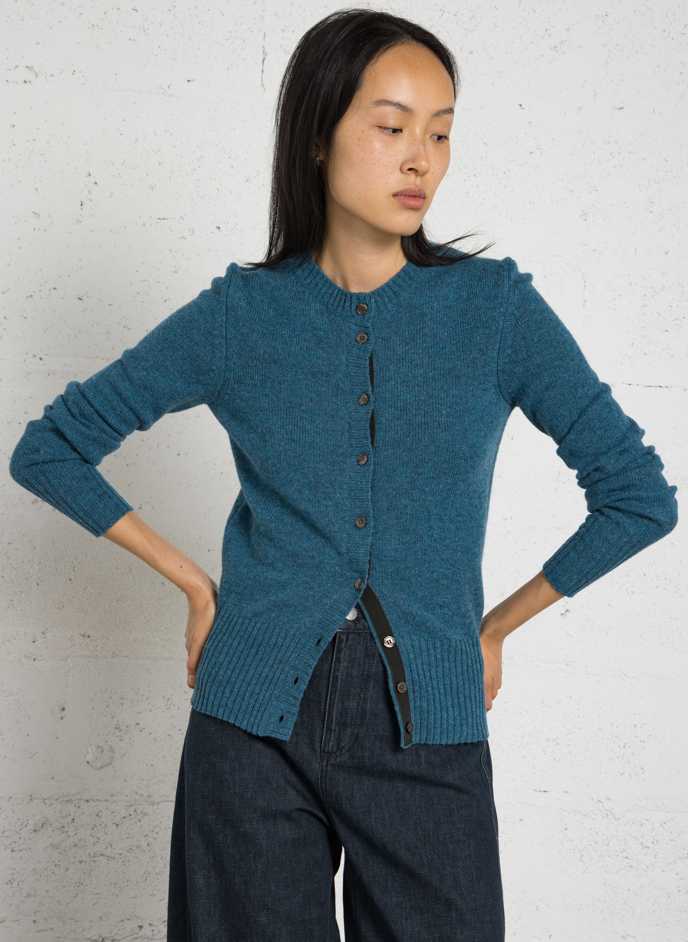 Cardigan droit col rond en laine SOEUR Bleu