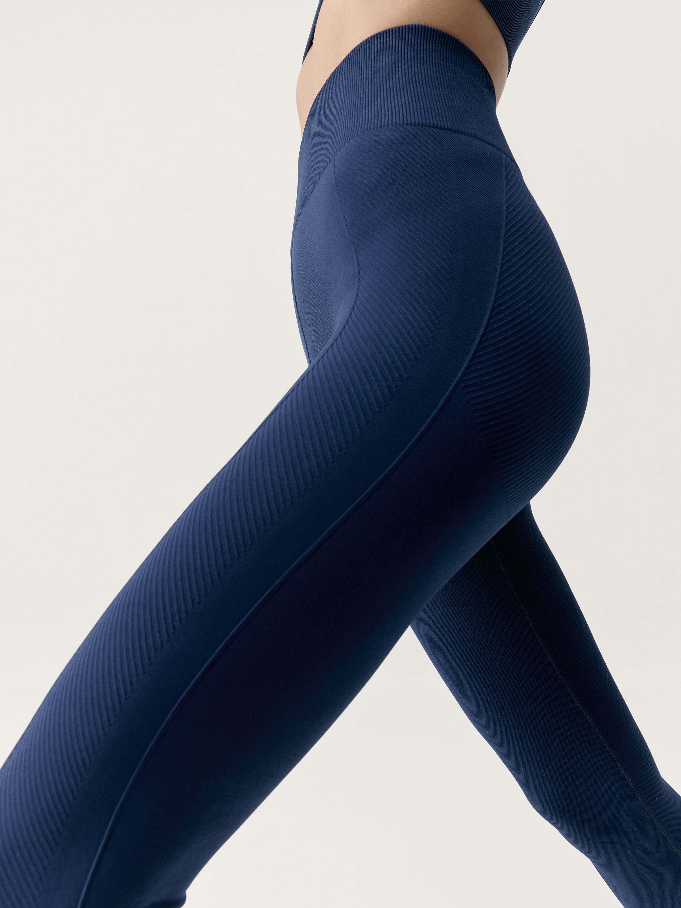 Unique design Sarvan leggings BORN LIVING YOGA Blue