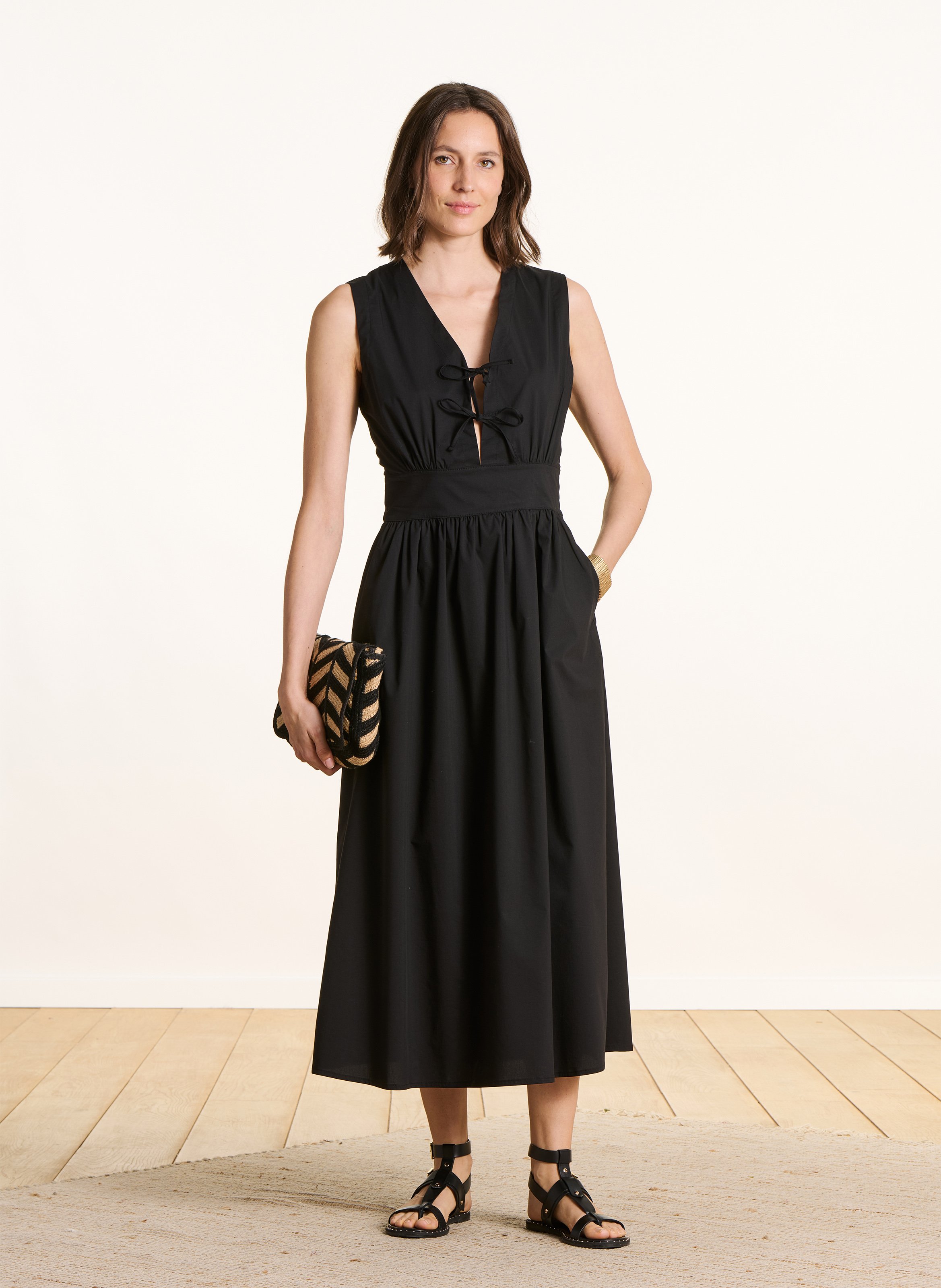 Robe midi col v en coton mélangé LA FEE MARABOUTEE Noir