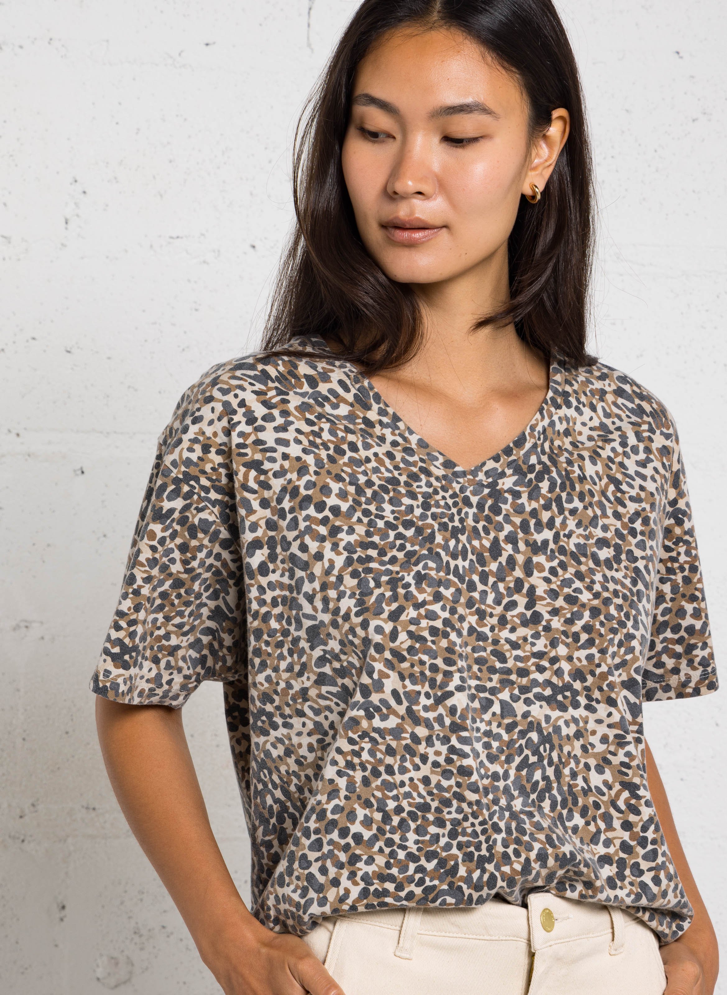 Tee-shirt col V en coton LE TEMPS DES CERISES Marron