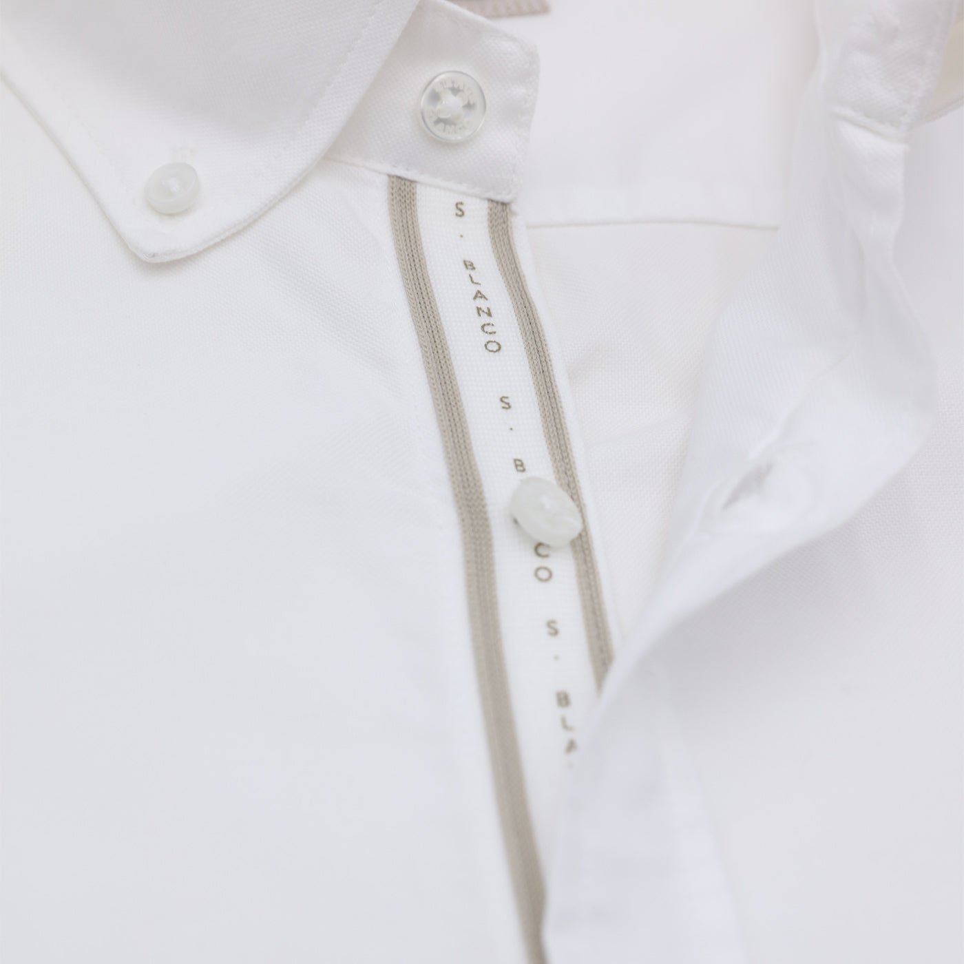 Long-sleeve Oxford shirt with strap. SERGE BLANCO White