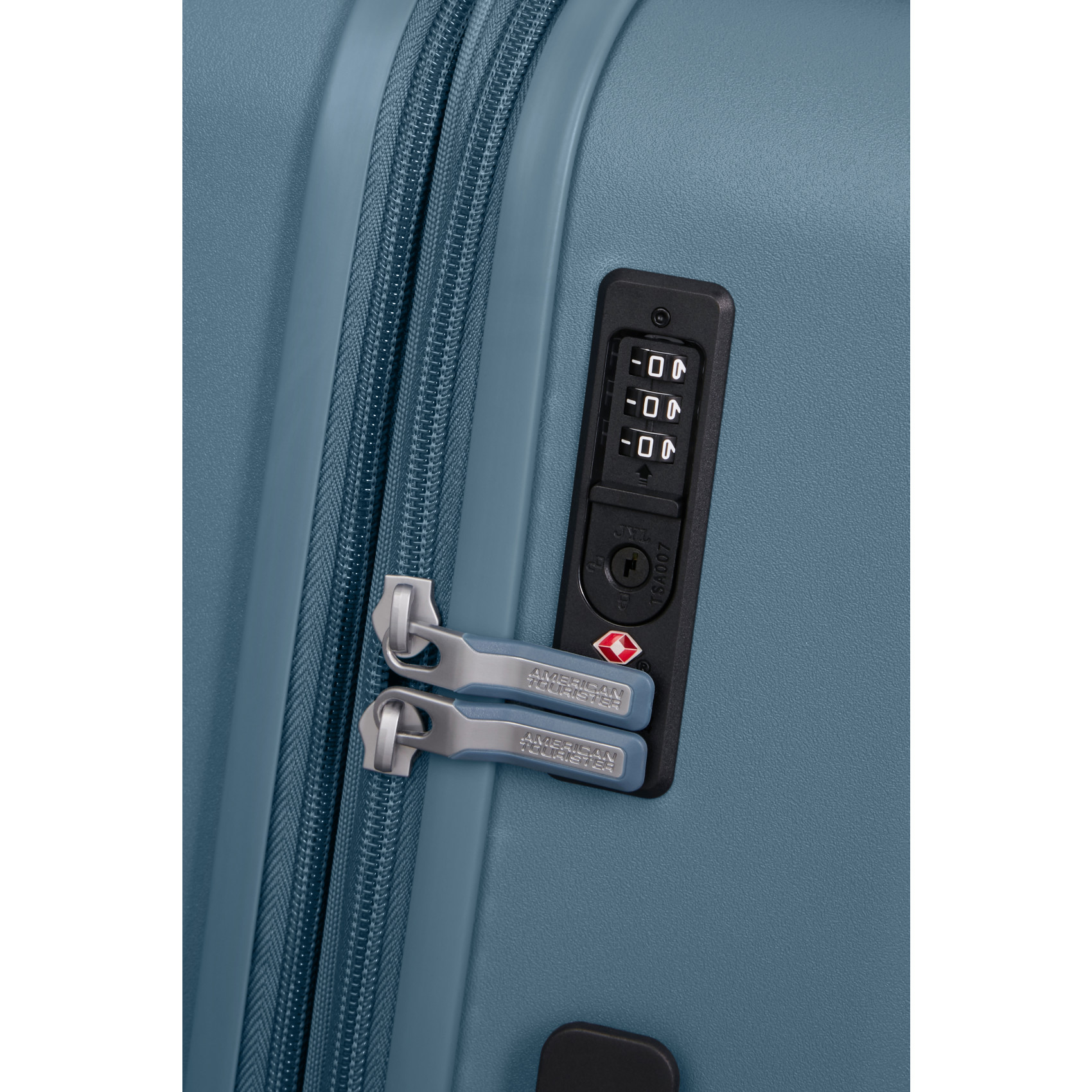 Dynabelt 4-wheel suitcase size L AMERICAN TOURISTER Blue