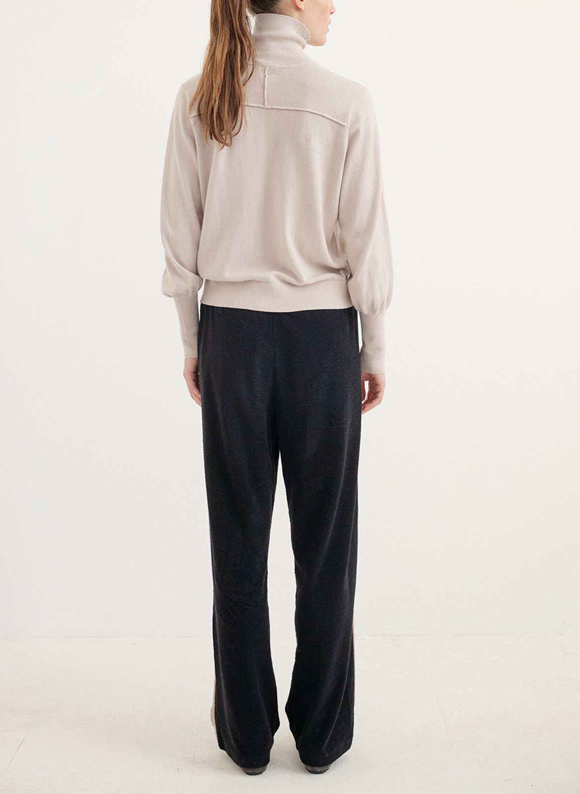 Fine knit roll-neck sweater in blended cotton PROJECT-AJ117 White