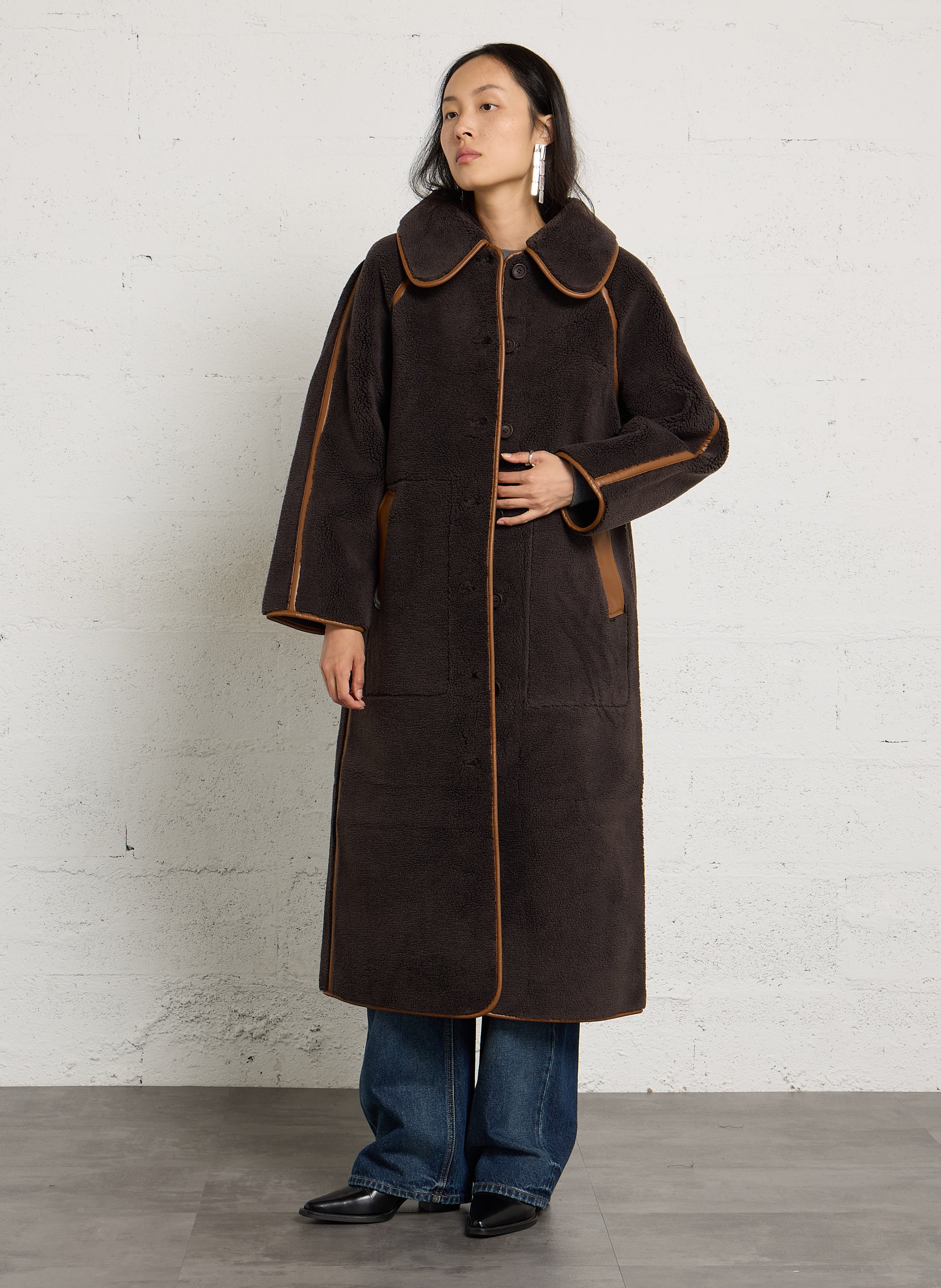 Straight coat with classic collar in faux leather THE TINY BIG SISTER Brown