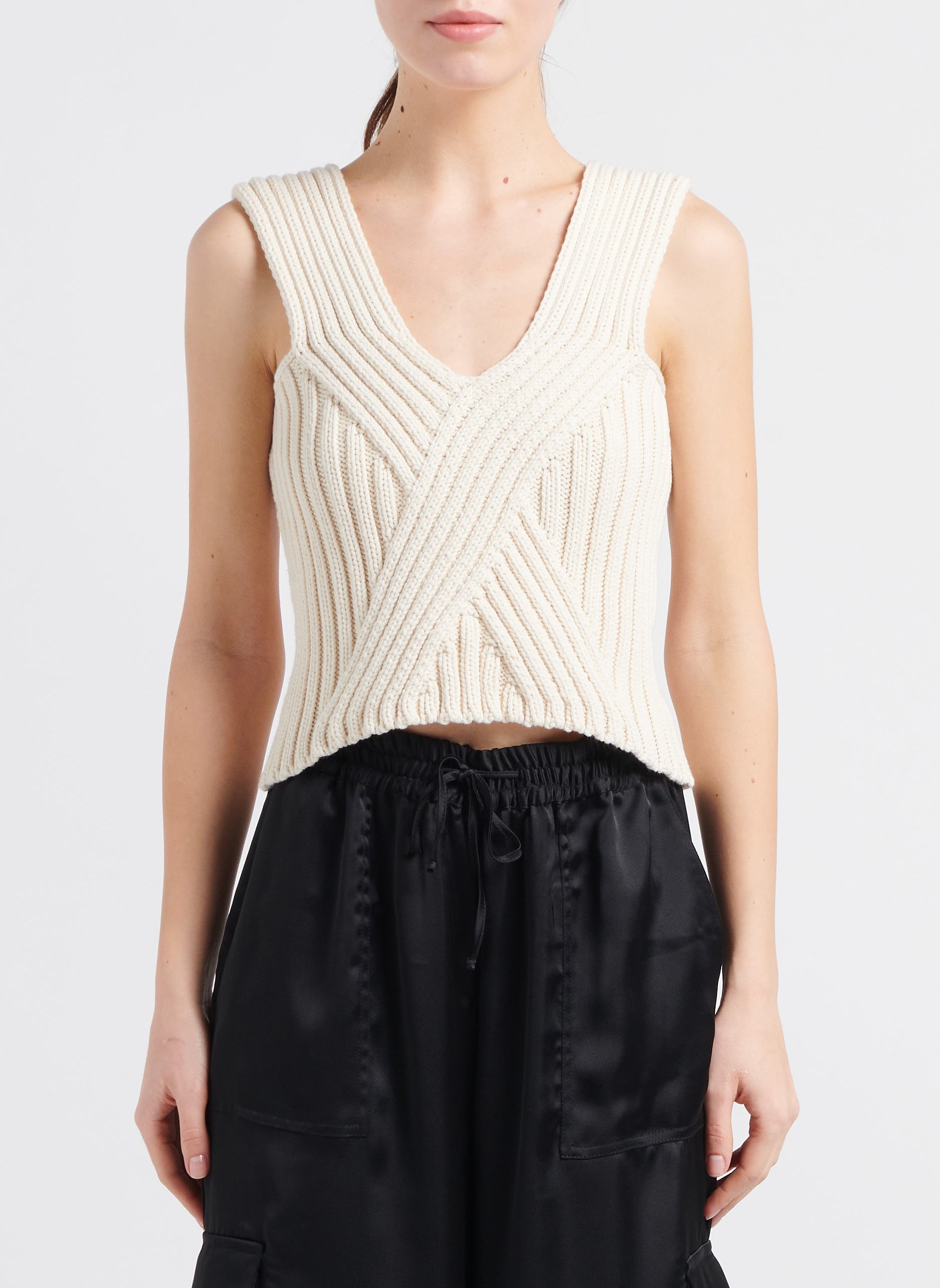 Top col V sans manches en coton mélangé  COLLECTORS CLUB Beige