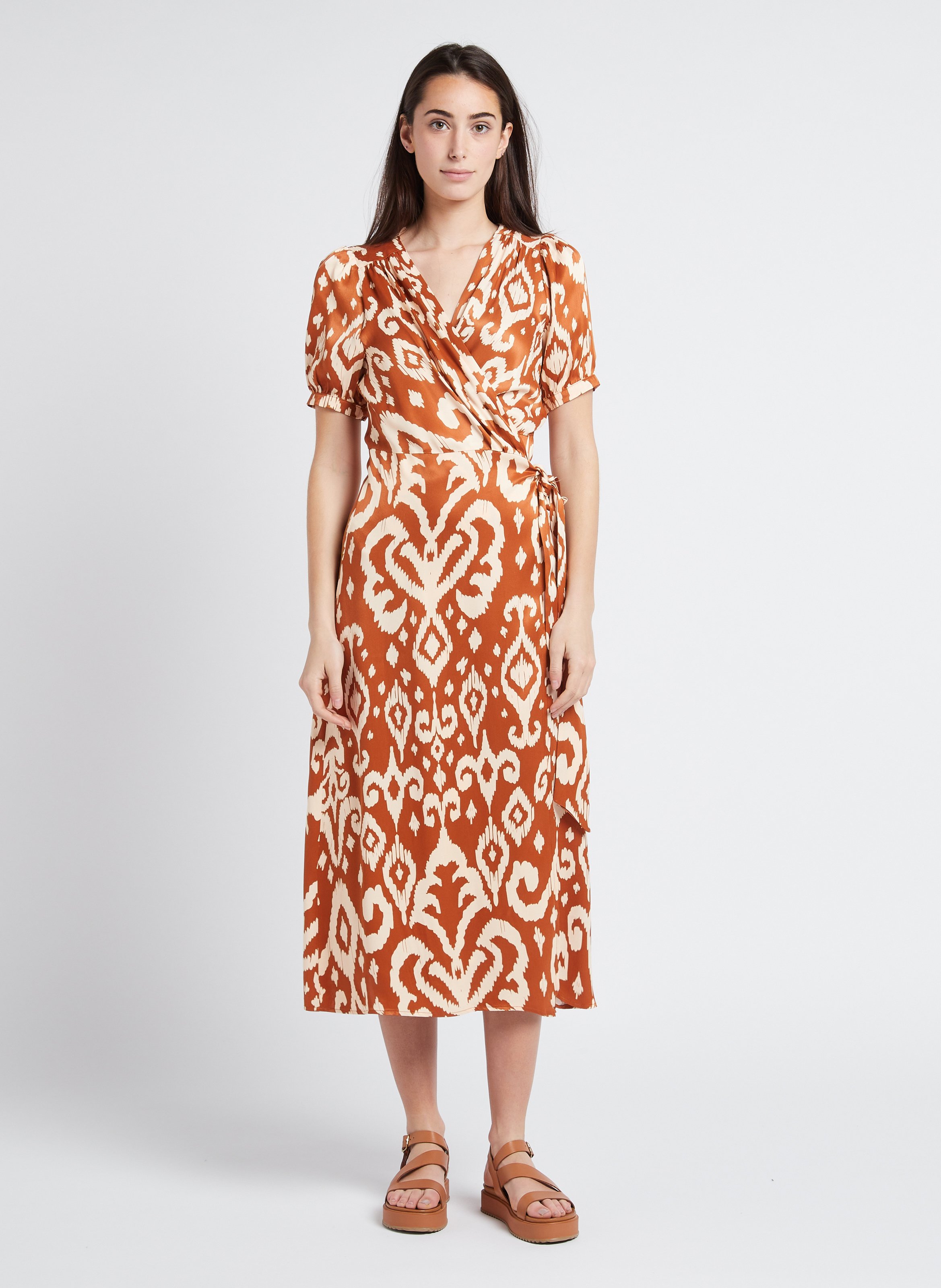 Lange wikkeljurk met print LA PETITE ETOILE Bruin