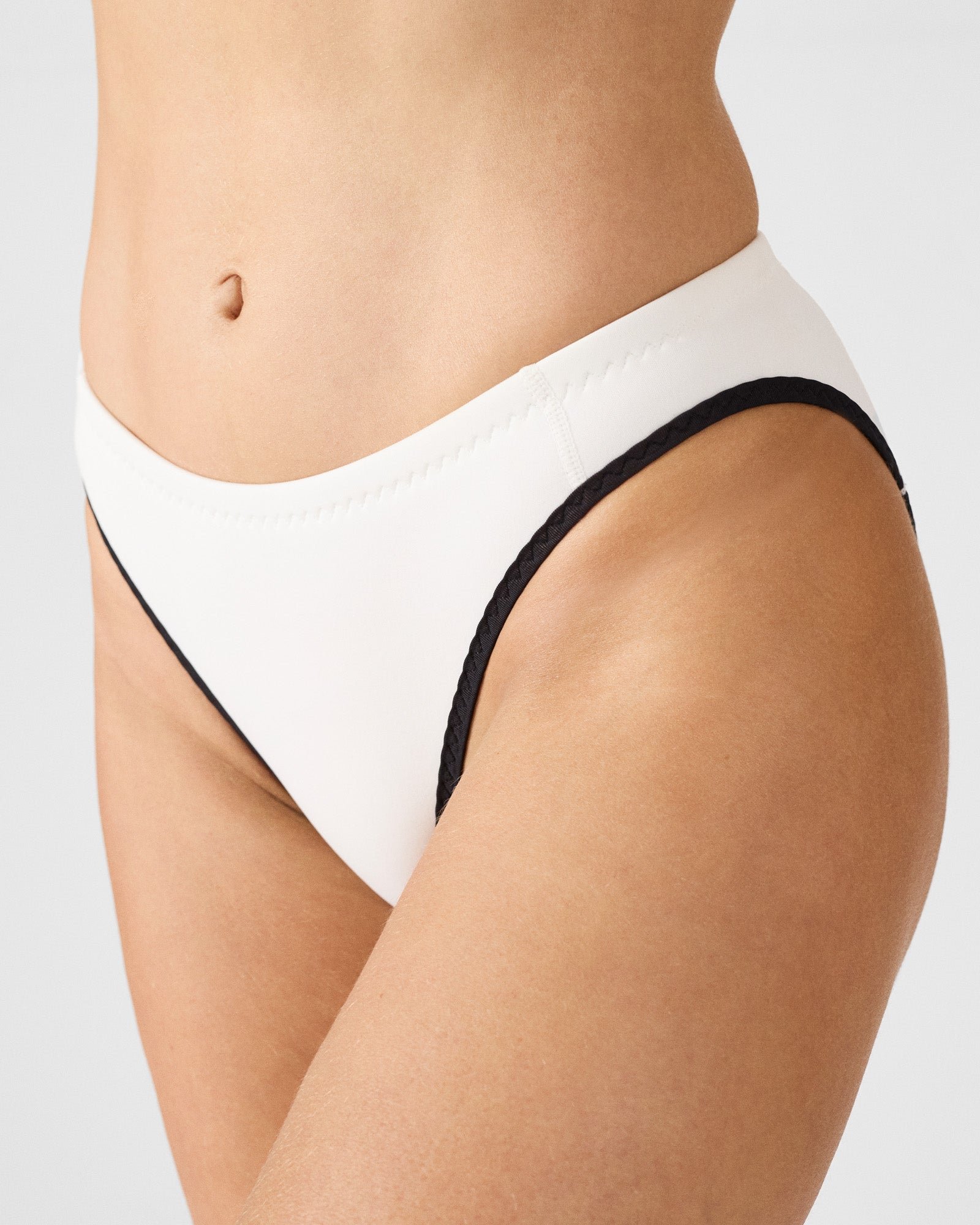 Bas de maillot de bain en néoprène jisoo bottom JOTT Blanc