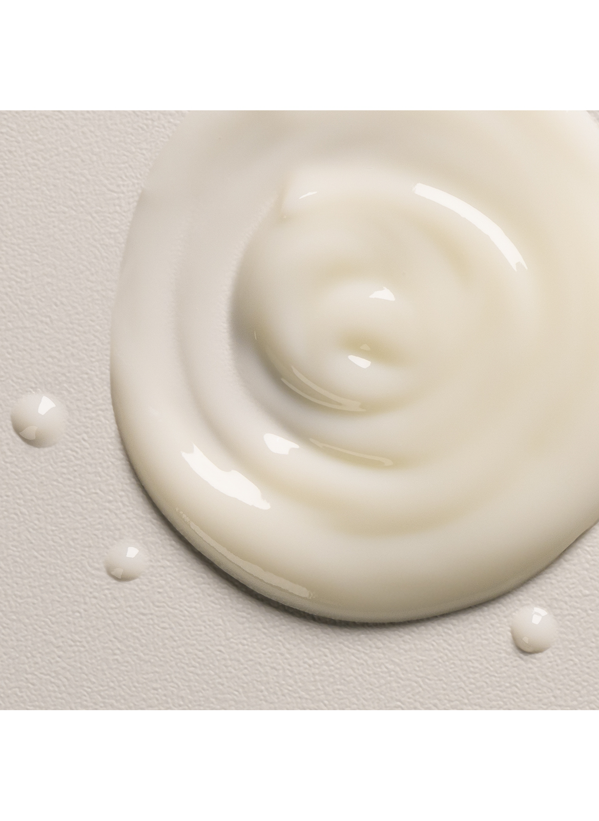 OI/Oil - milk DAVINES No color