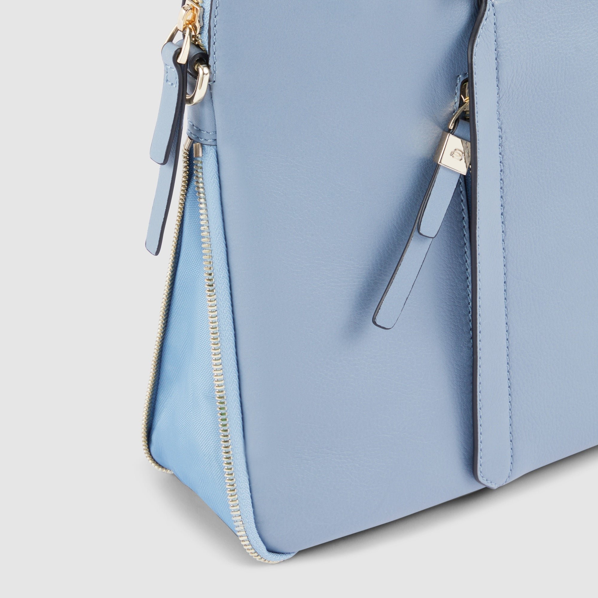 Expandable 14" women's laptop bag PIQUADRO Blue