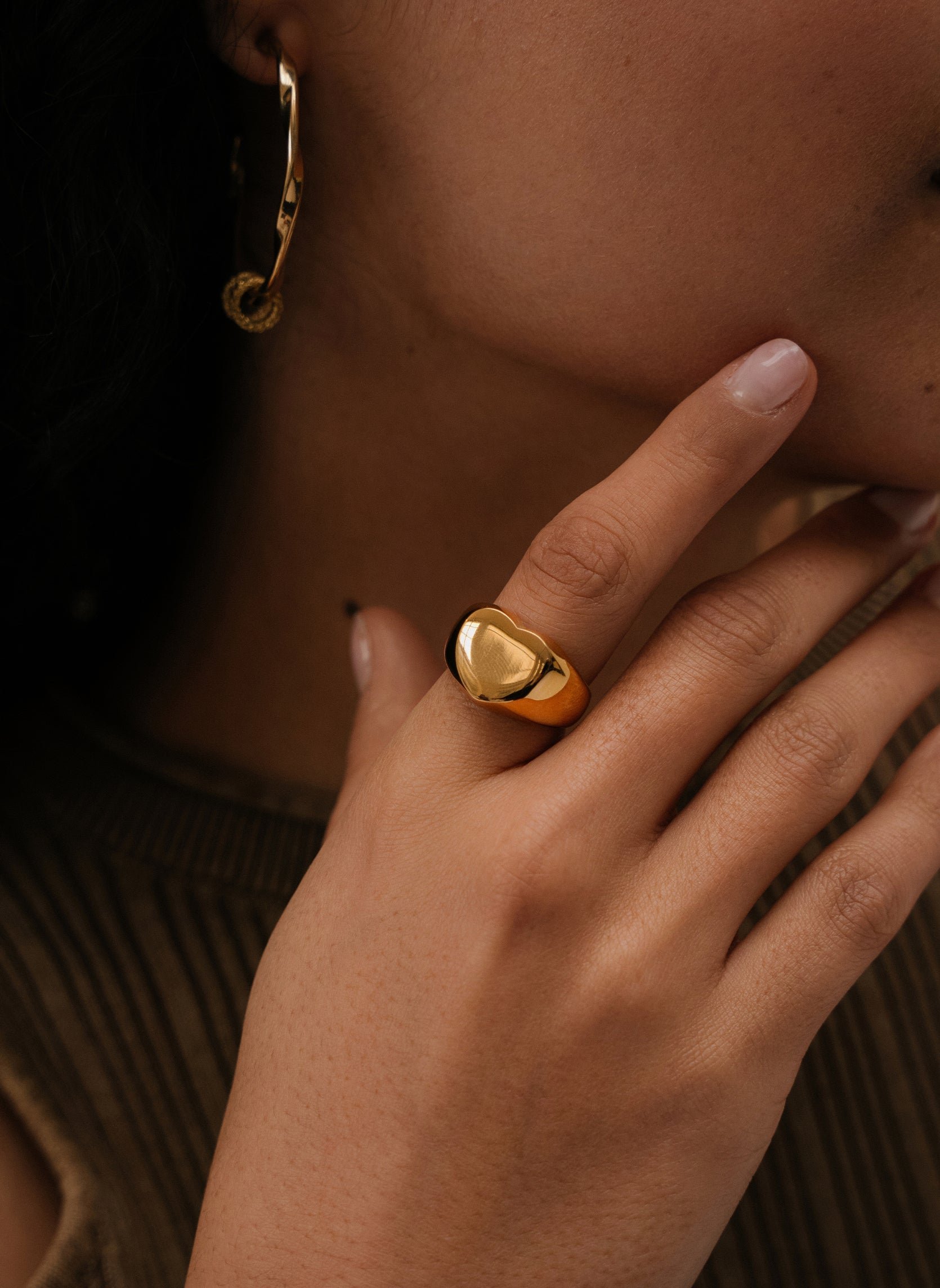 Wide coral ring Golden