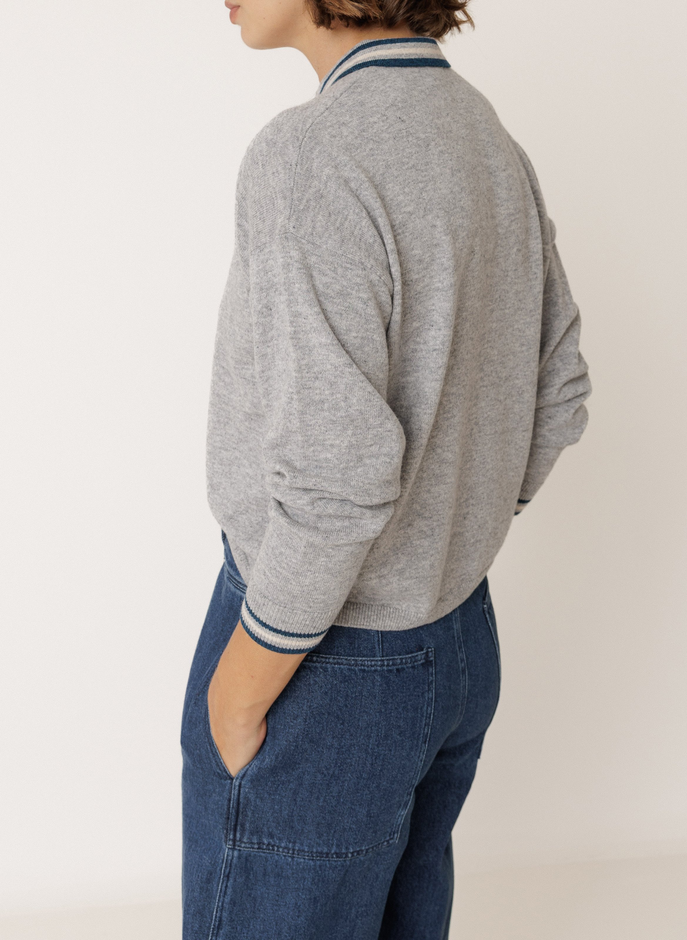 Rechte, wollen trui met polokraagje INDI & COLD Grijs