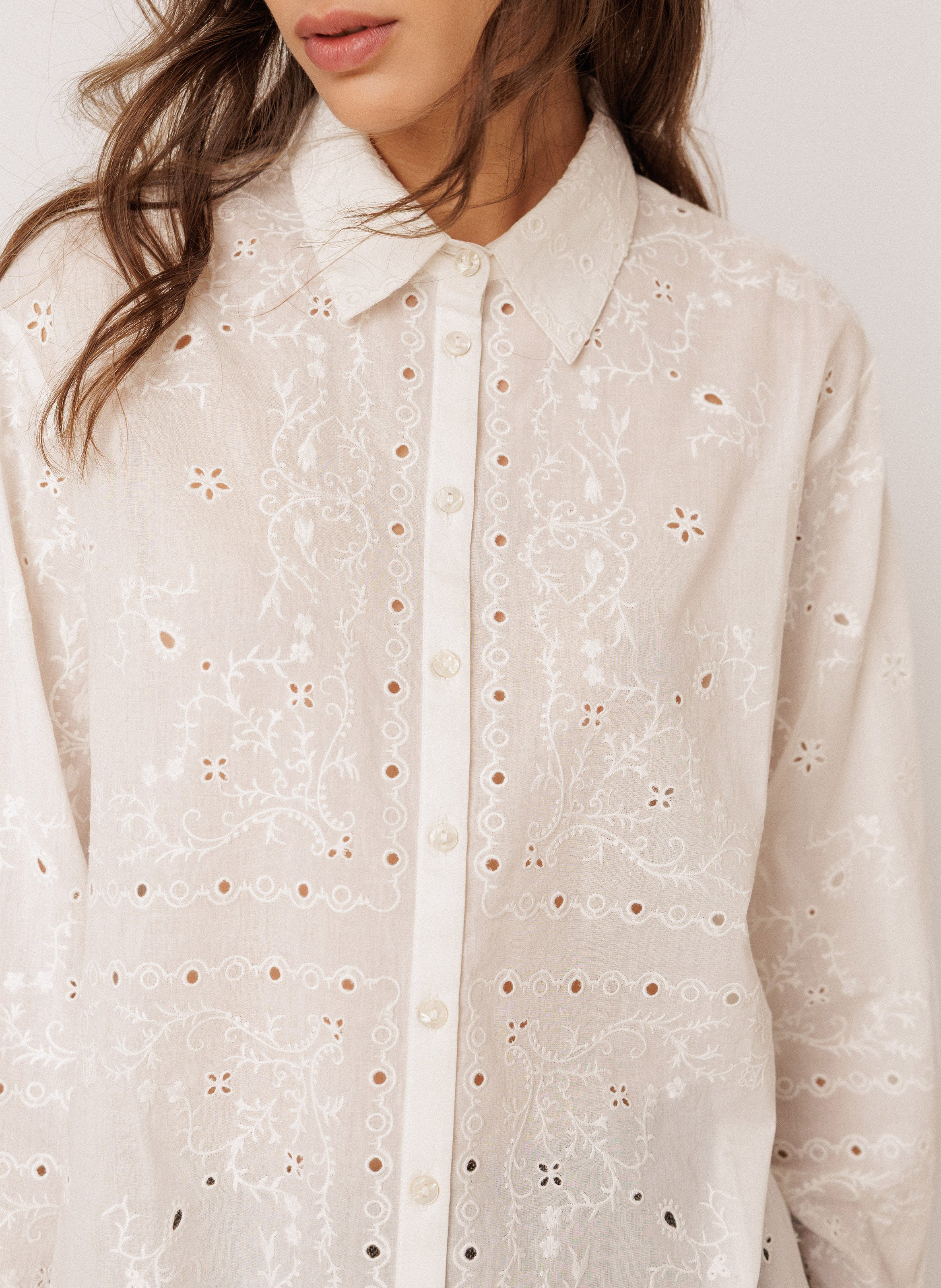 Oversized cotton shirt INDI & COLD White