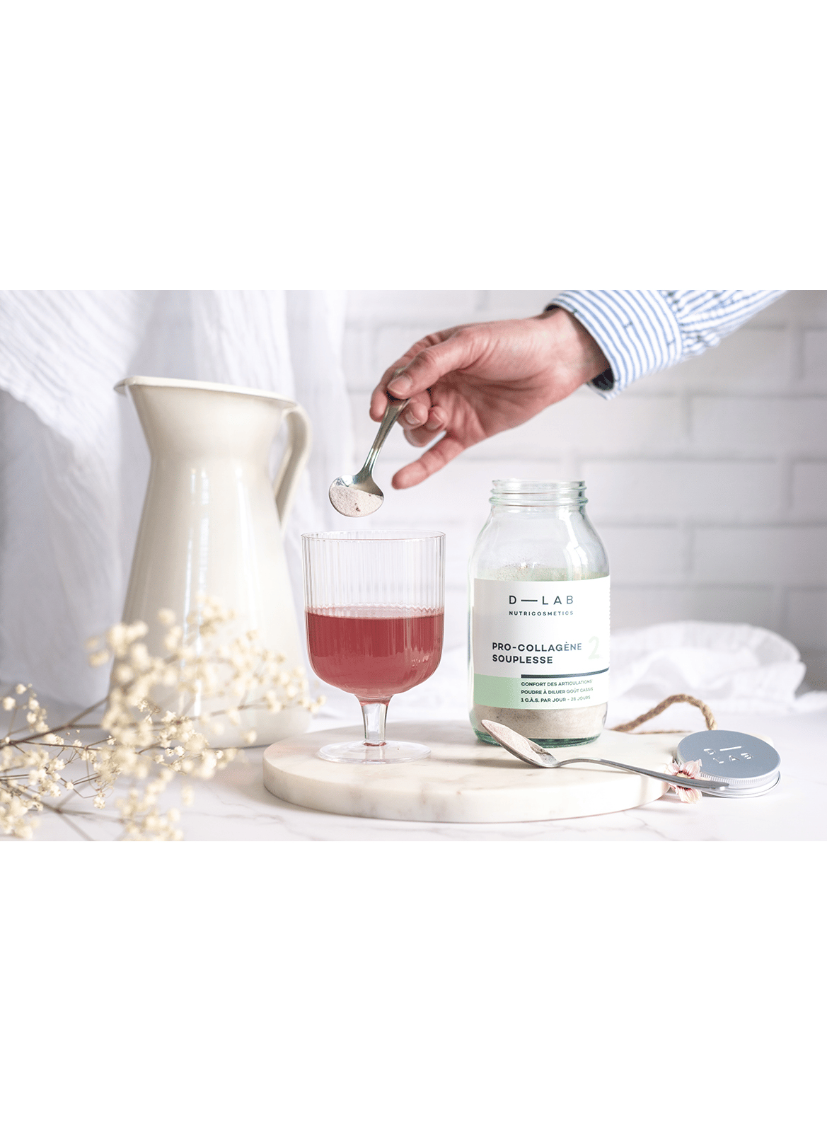 Pro-Collageen Flexibiliteit
Comfort voor de gewrichten D-LAB NUTRICOSMETICS No color