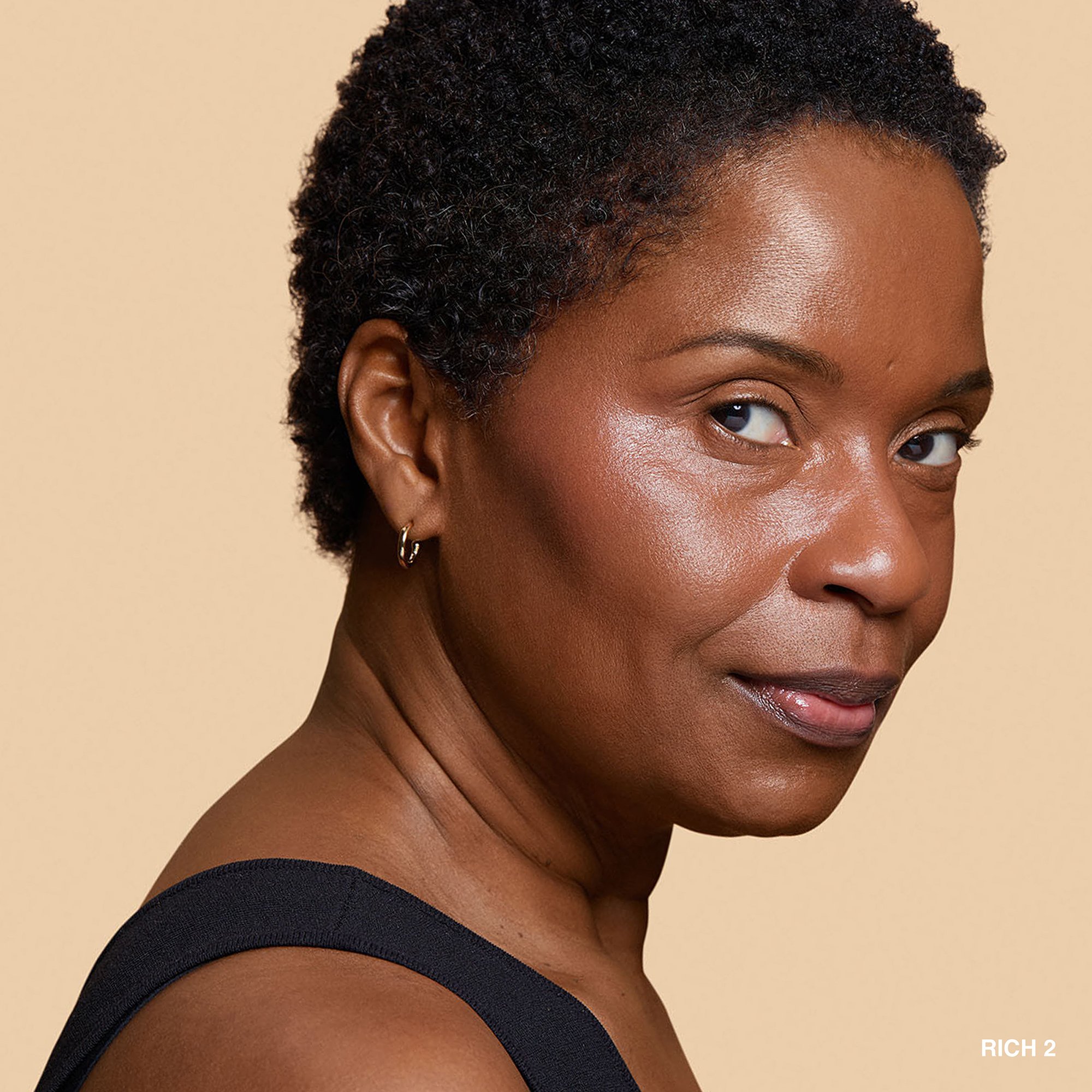 Vitamin Enriched Skin Tint - Crème Teintée BOBBI BROWN Rich 2