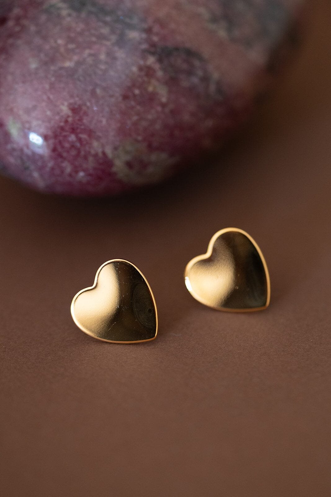 Heart-shaped gold-plated stud earrings MONSIEUR SIMONE Golden
