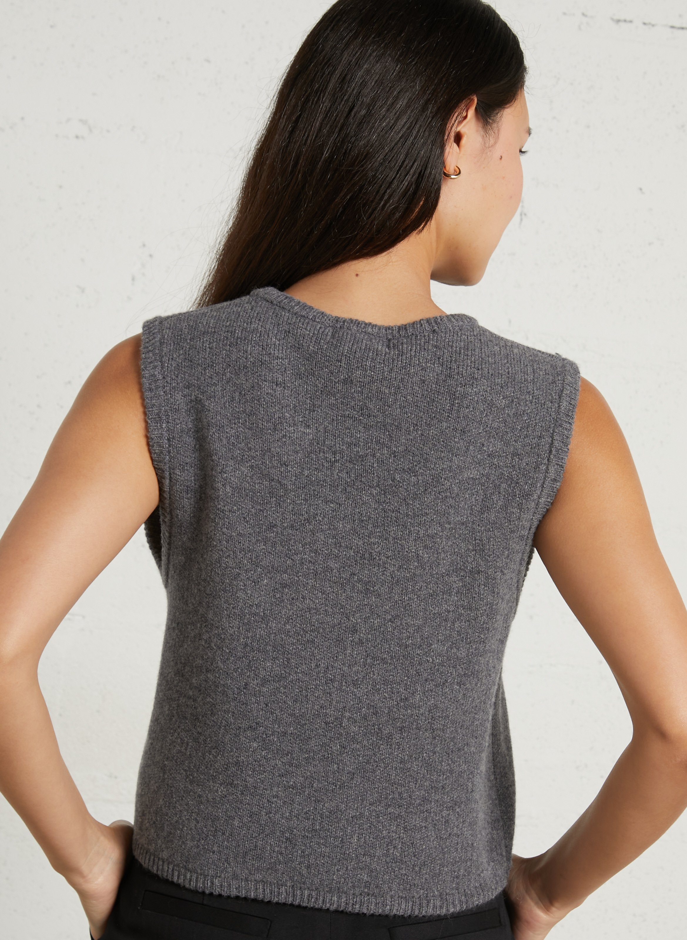 Gilet sans manches brodé en laine LOUISE MISHA Gris