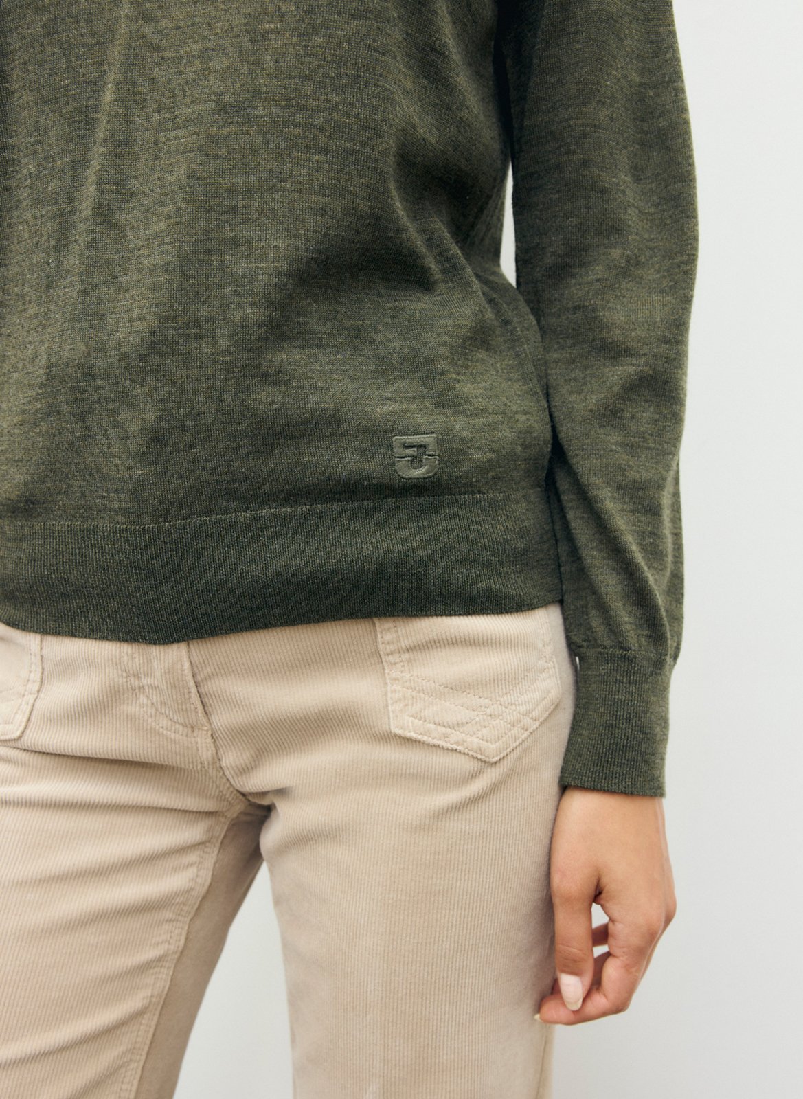 Straight V-neck wool sweater GERARD DAREL Green