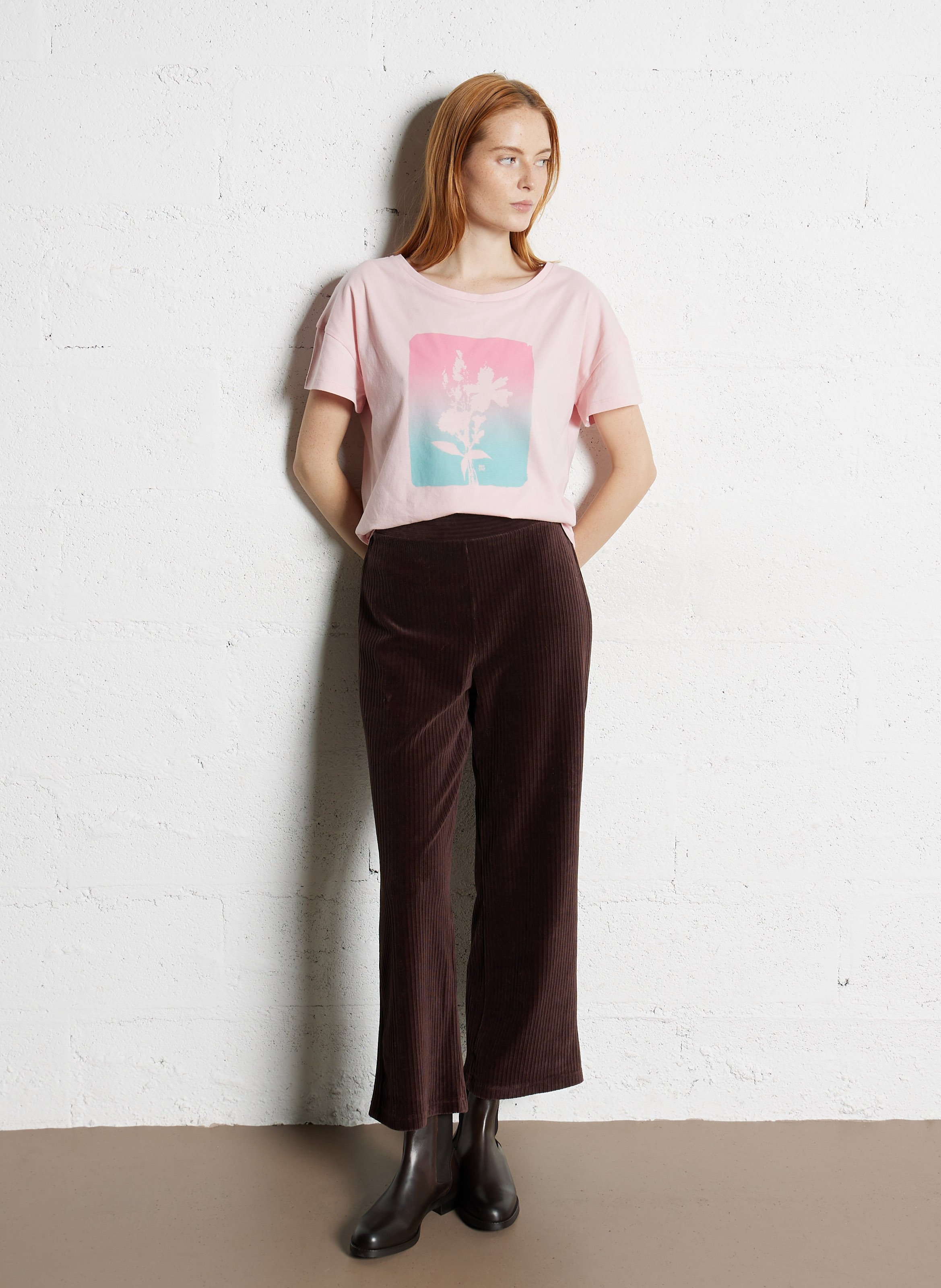Straight T-shirt with front print ONE STEP Pink