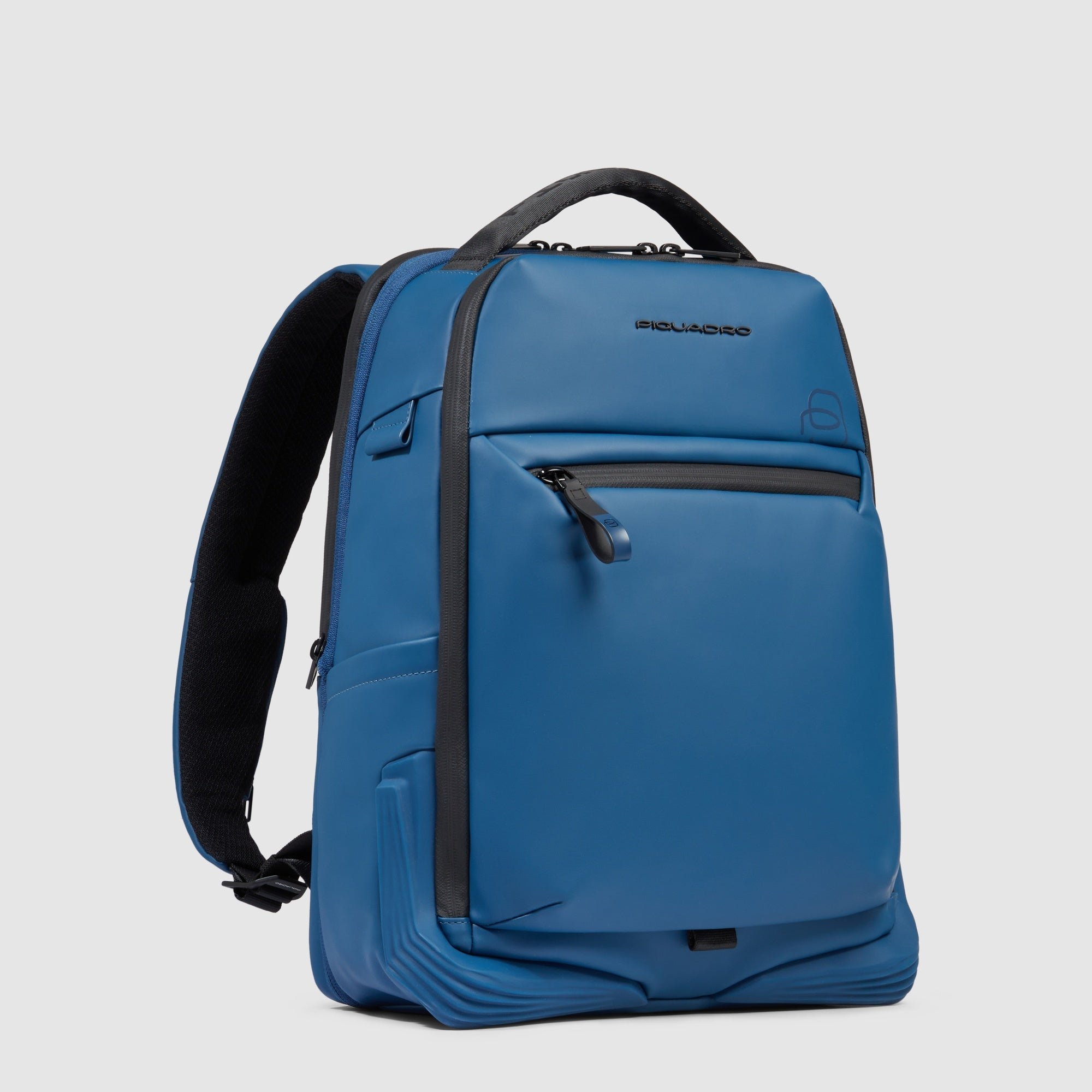 Convertible travel backpack that fits under the seat PIQUADRO Grey