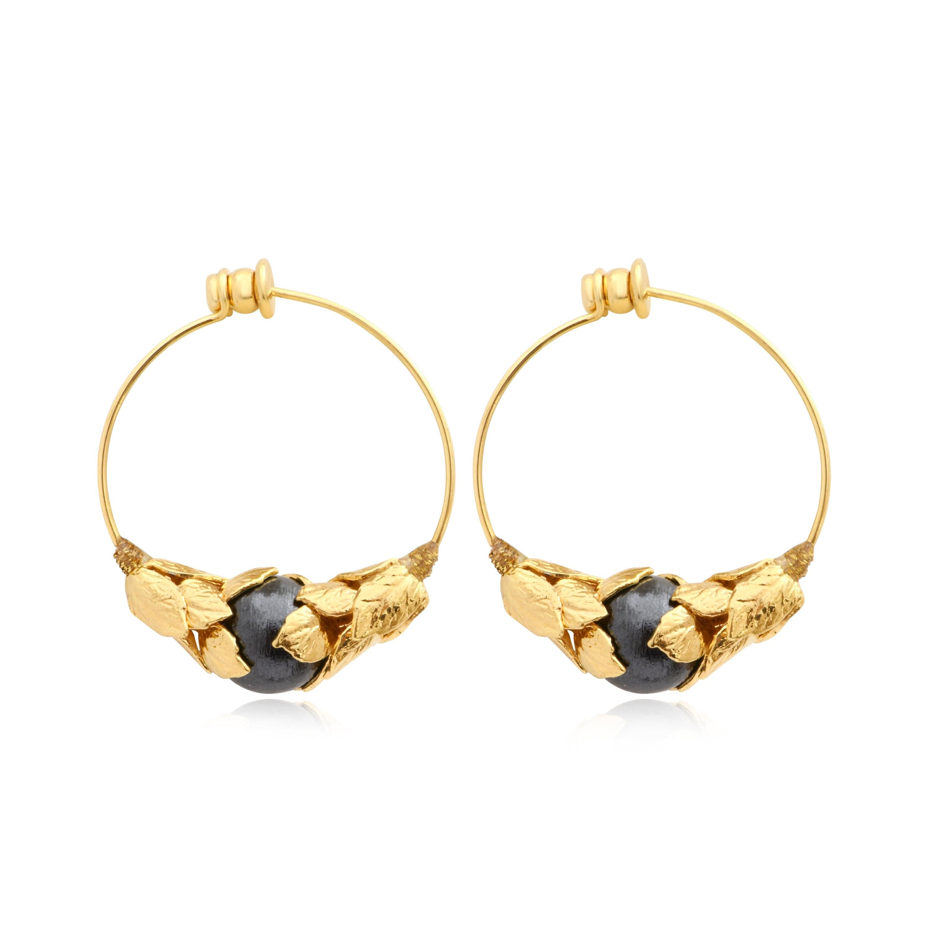 Round hoop earrings in gold-plated brass SATELLITE PARIS Black