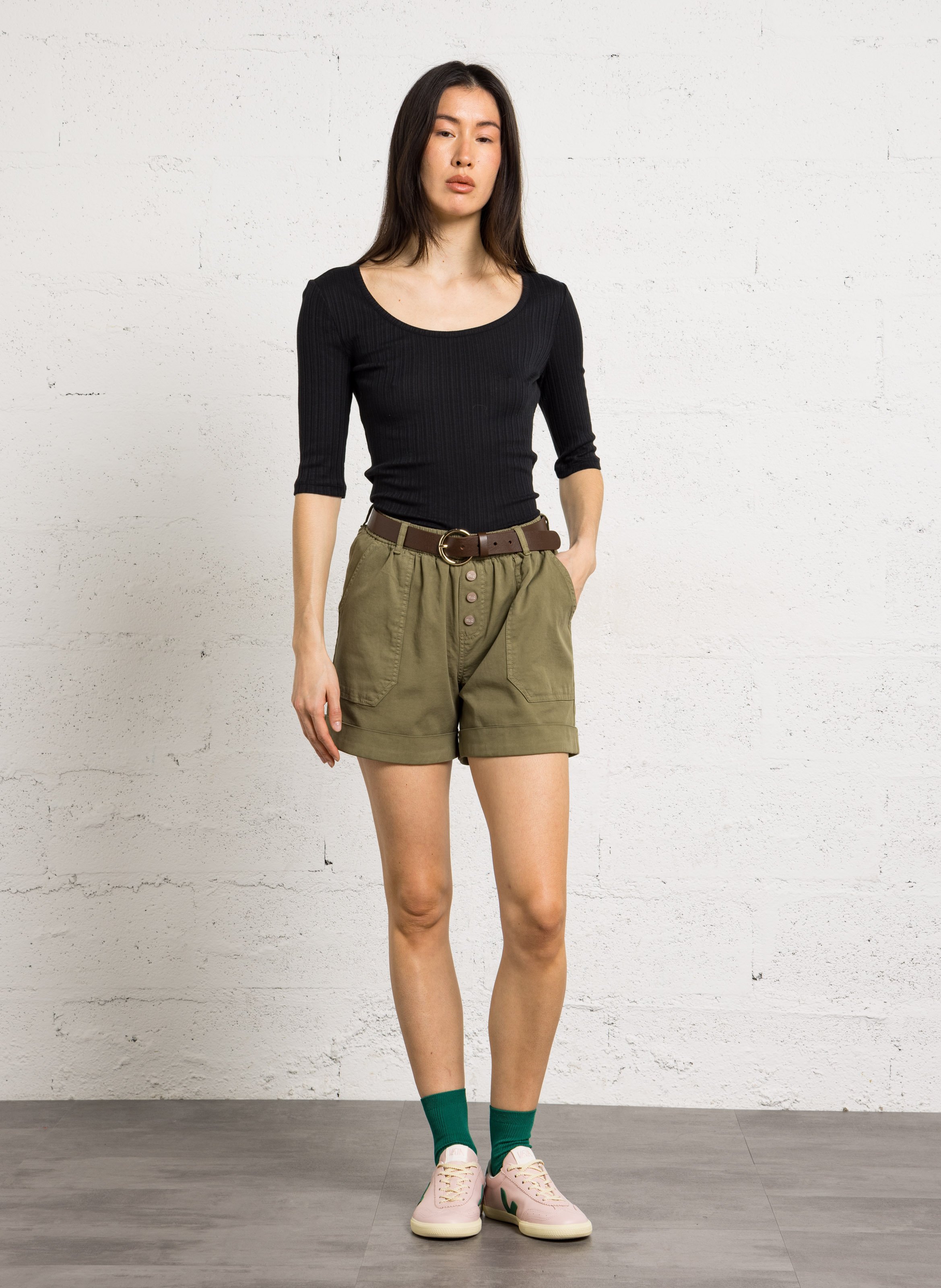 High-waisted elasticized shorts in a solid color HOD PARIS Khaki