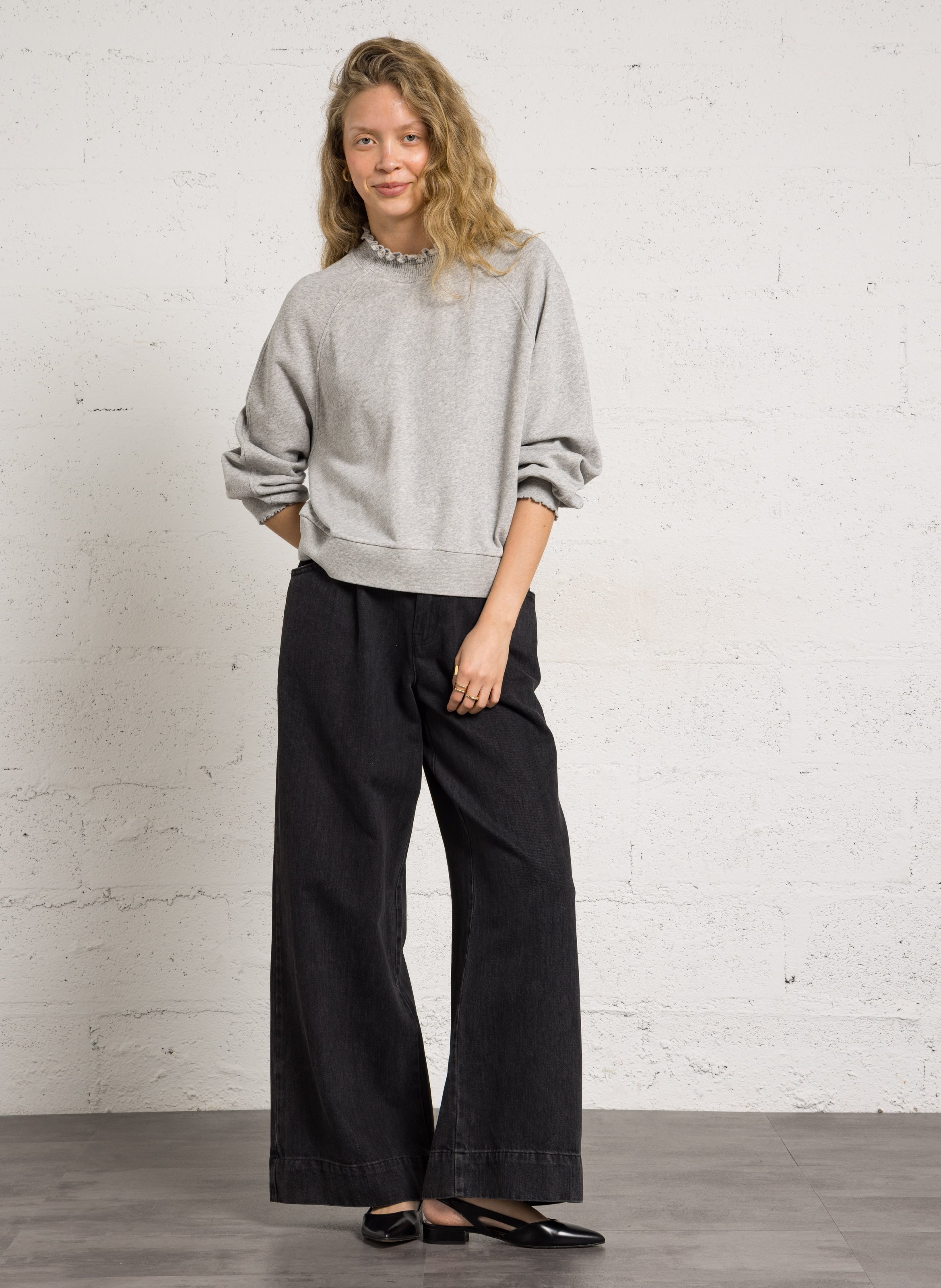 Weite Jeans aus Baumwoll-Mix DES PETITS HAUTS Grau