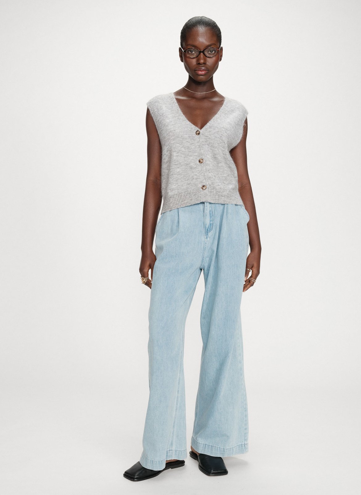 Sleeveless V-neck solid cardigan GRACE ET MILA Silver