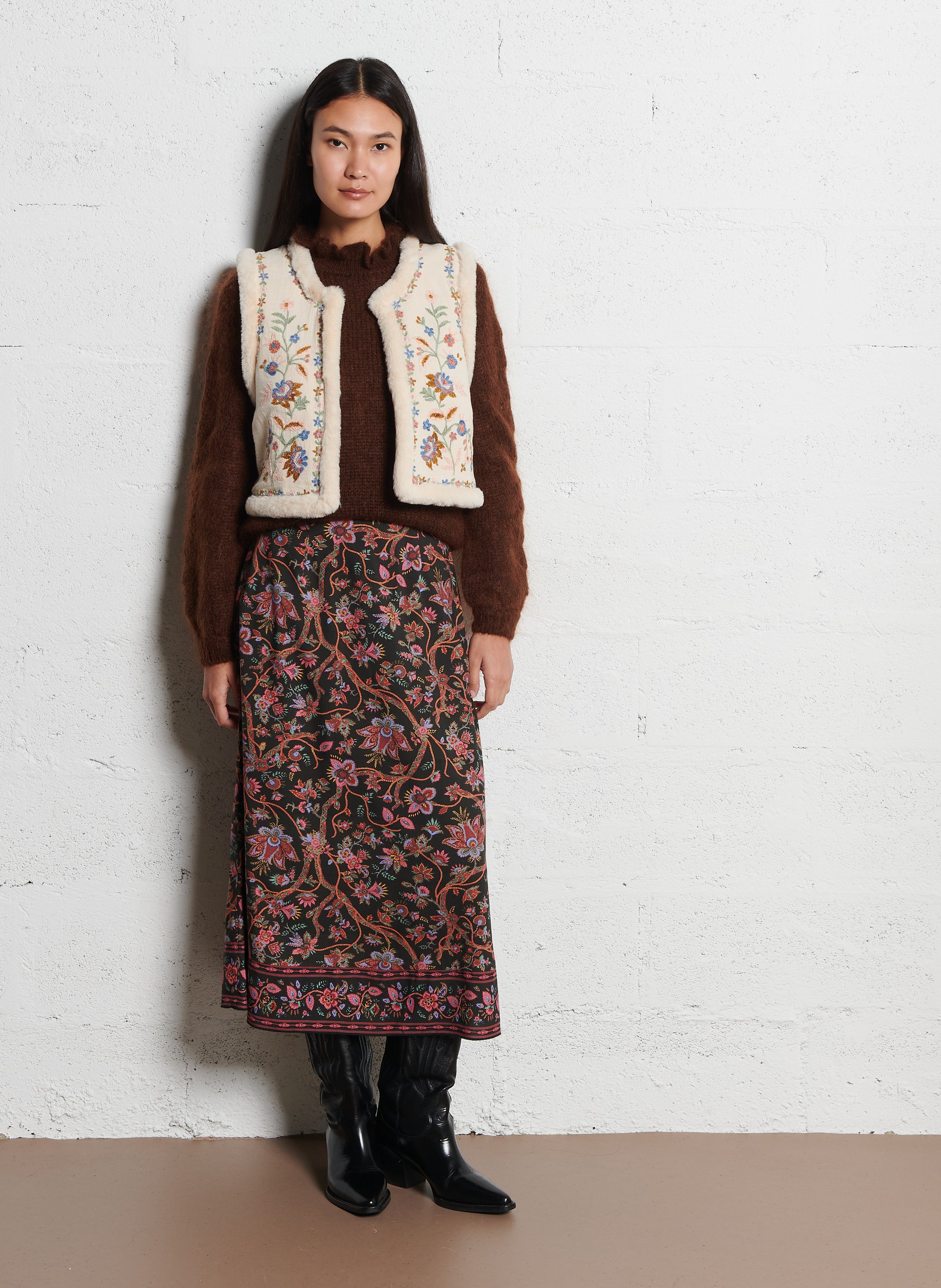 Reversible embroidered sleeveless jacket LOUISE MISHA Beige