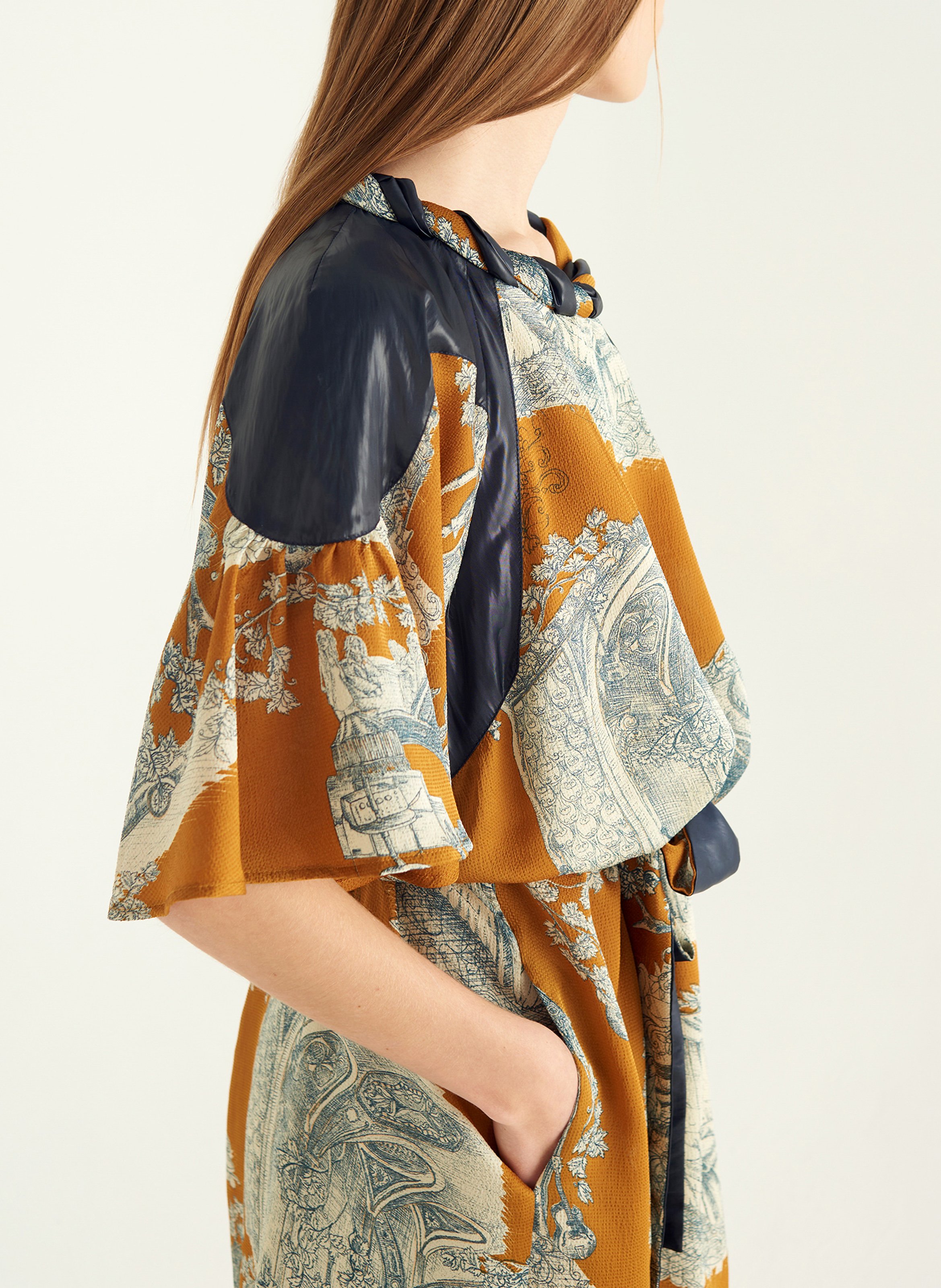 Robe courte fluide imprimée à ceinture COTELAC Jaune