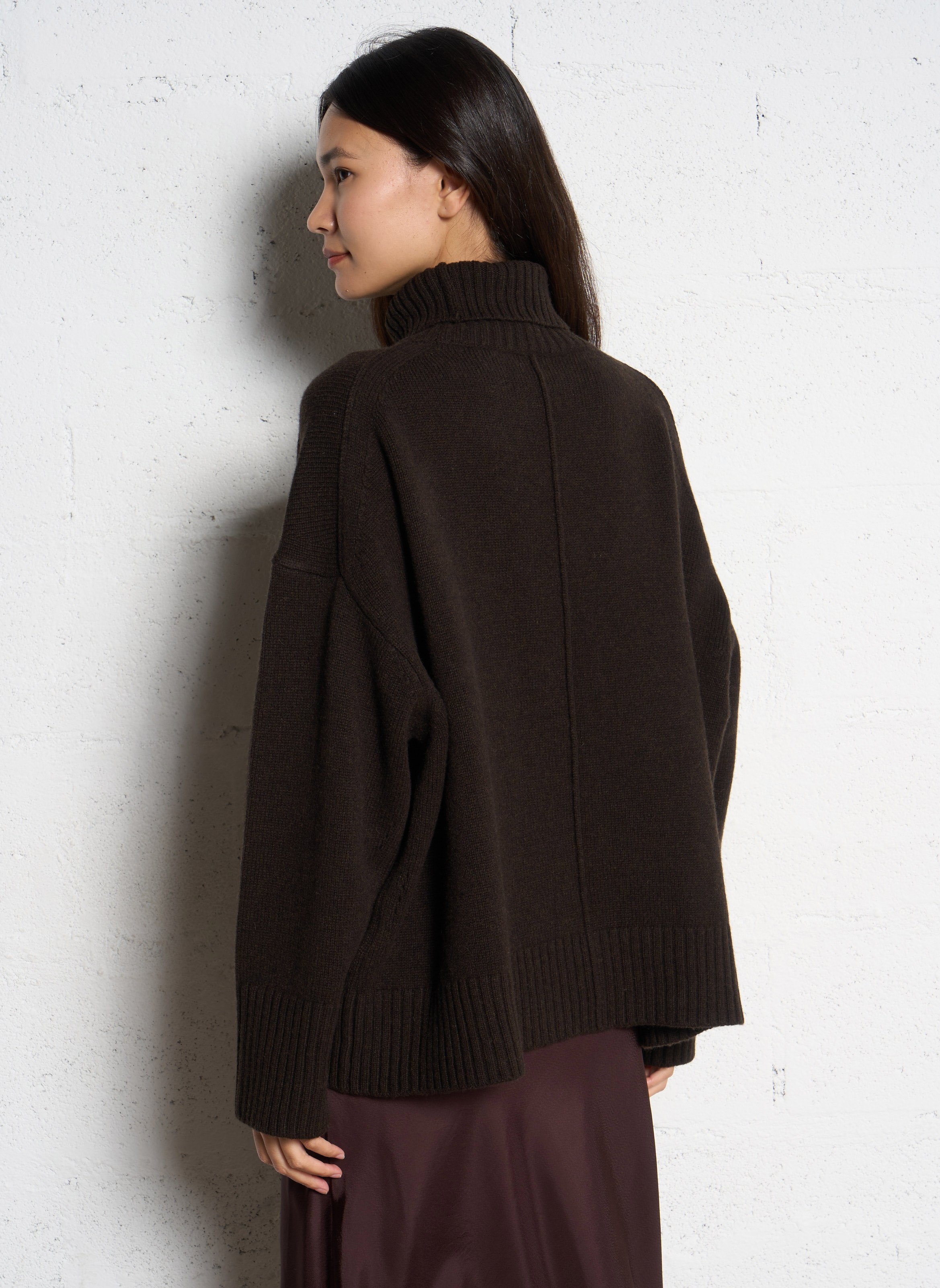 Pull col roulé oversize en laine SOEUR Marron