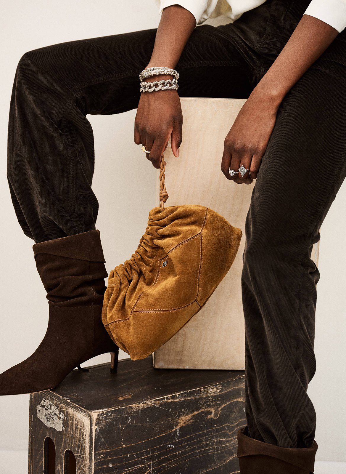 Sac bandoulière en cuir velours BA&SH Marron