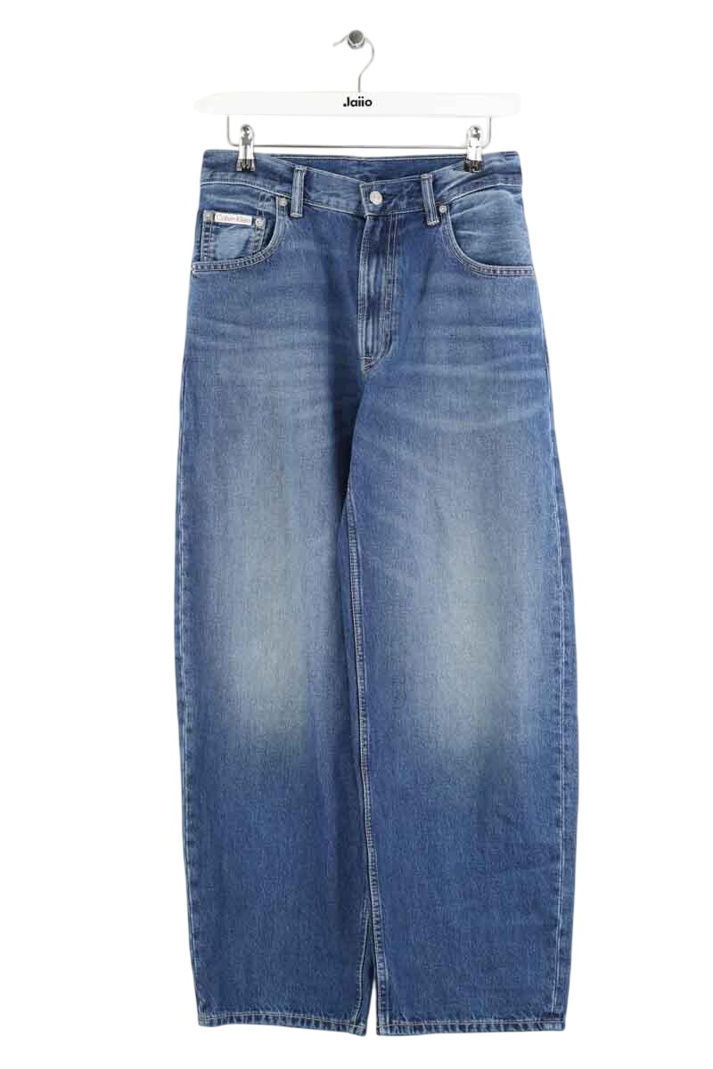 - Straight-leg jeans
- 5 pockets
- Straight cut
- Faded effect CALVIN KLEIN - Seconde Main Blue
