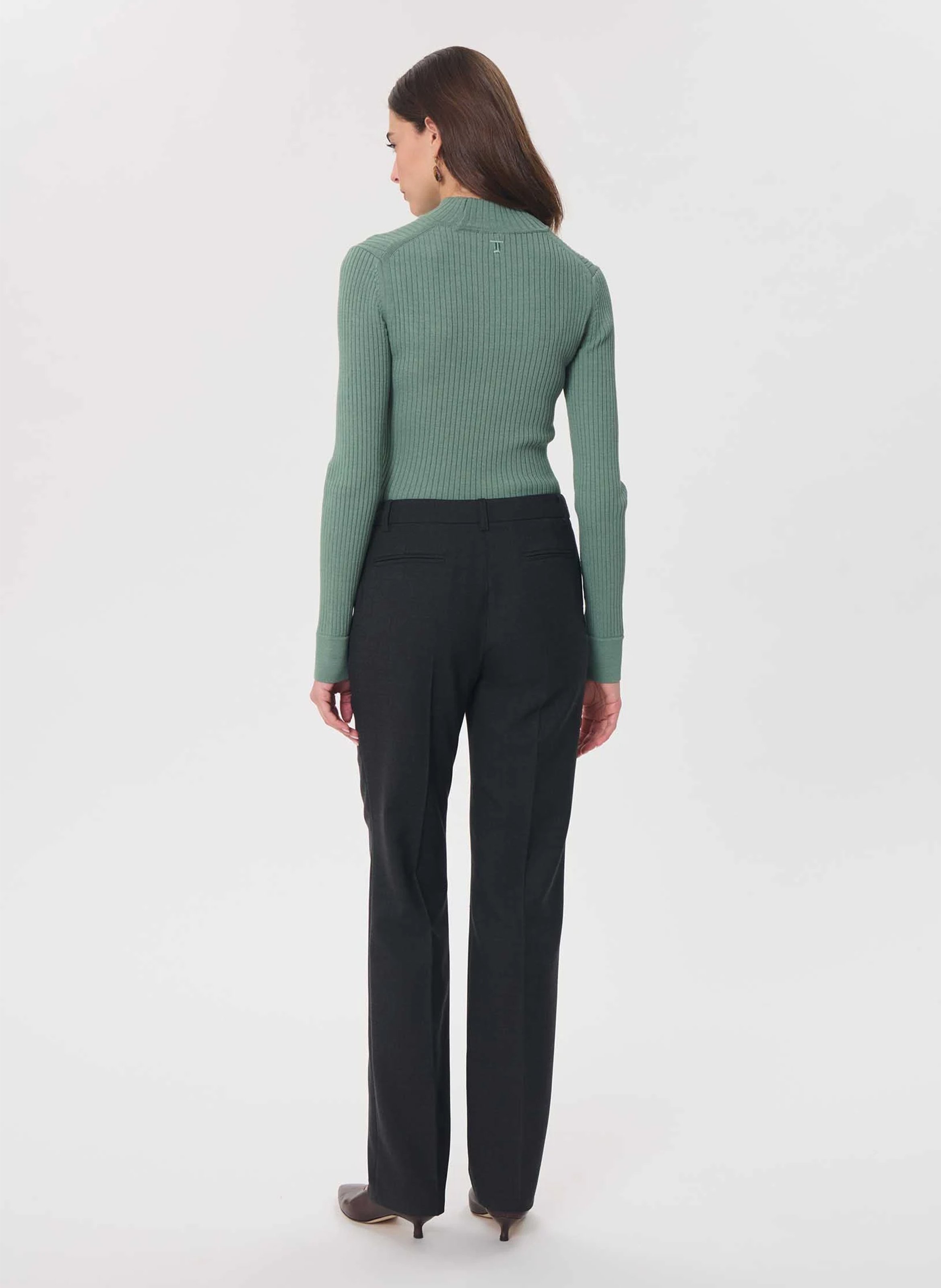 Pull moulant côtelé TARA JARMON Vert