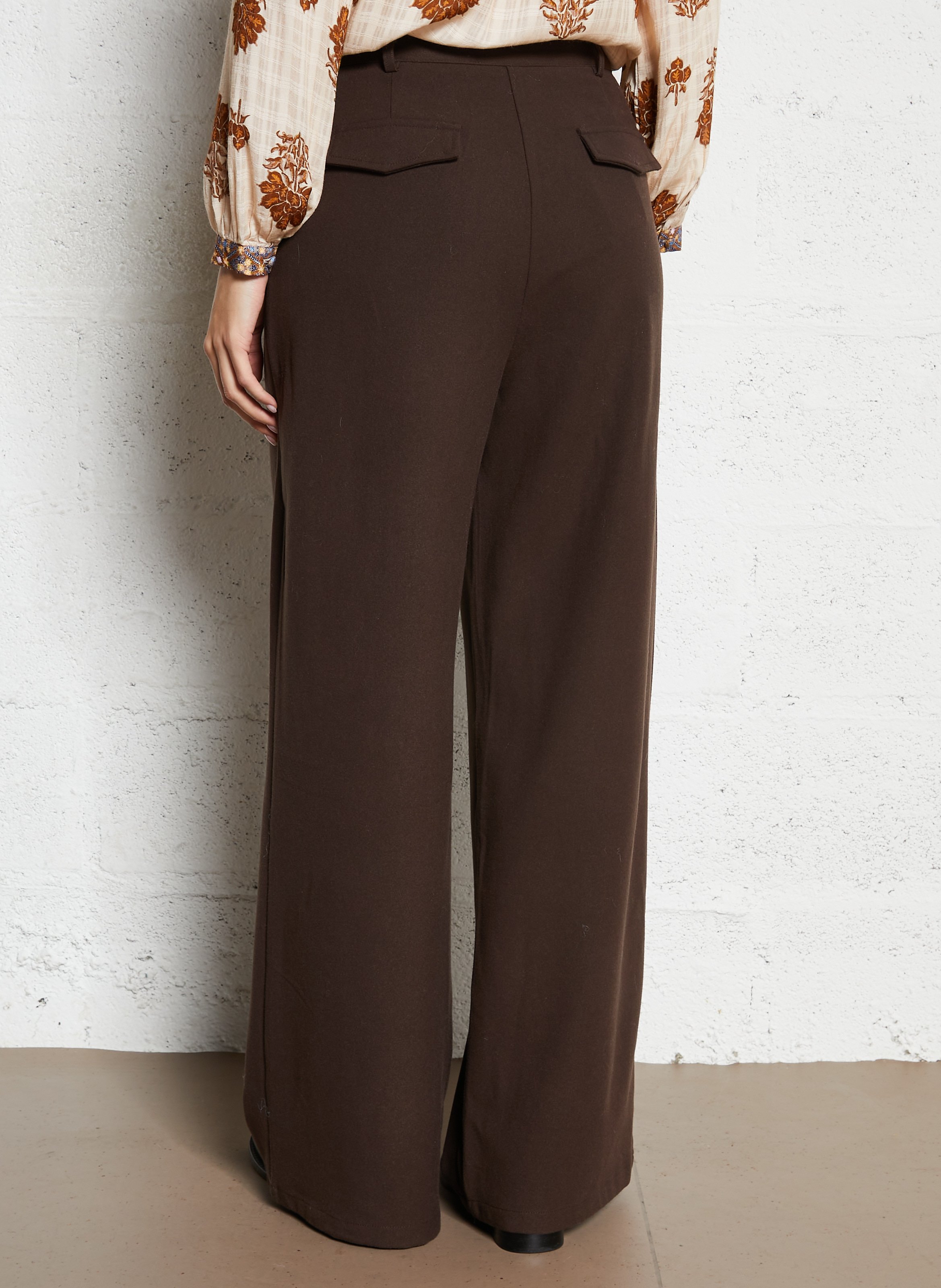 Weit geschnittene Hose LA PETITE ETOILE Braun