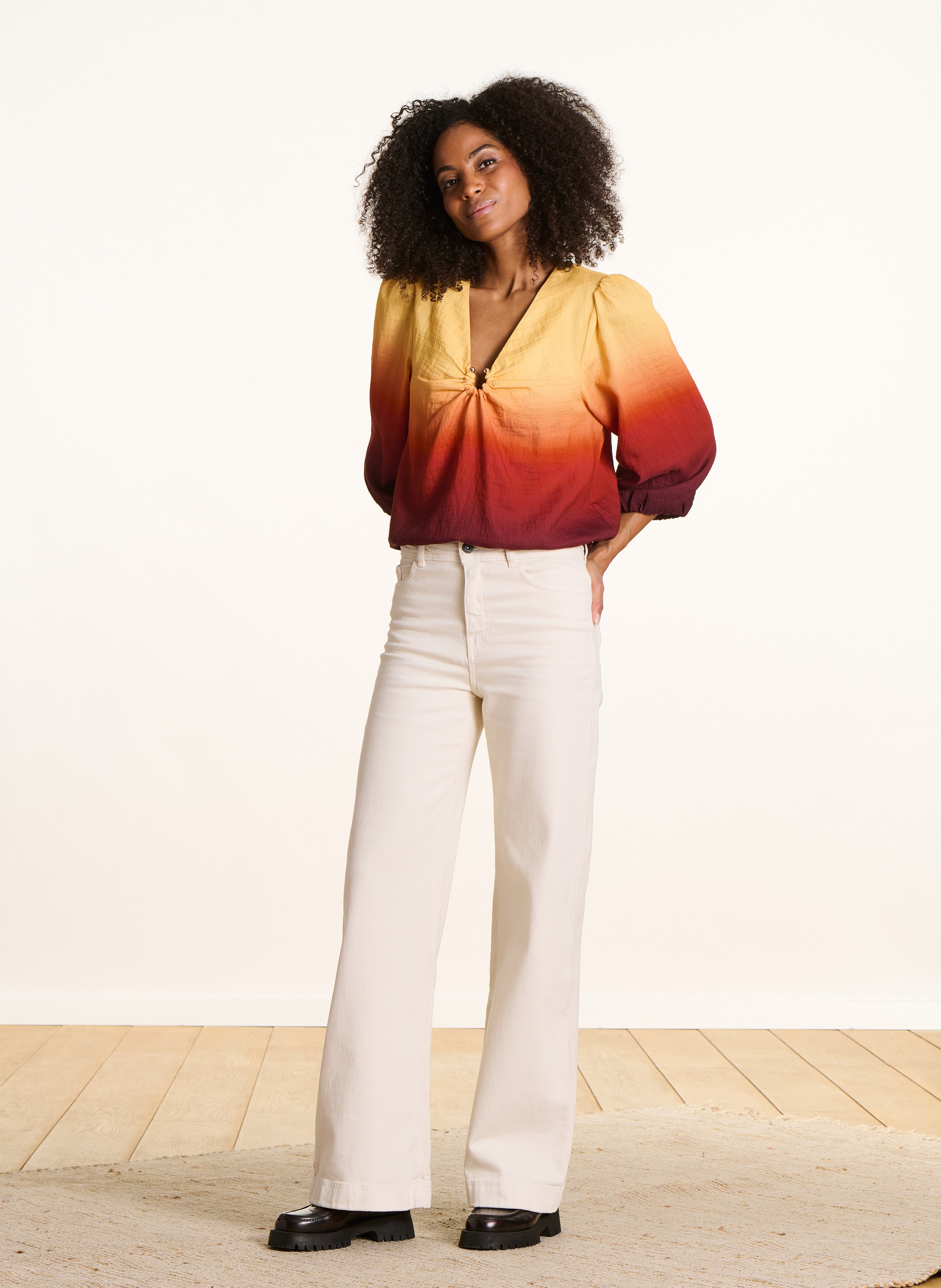 Oversize V-Ausschnitt Top LA FEE MARABOUTEE Mehrfarbig