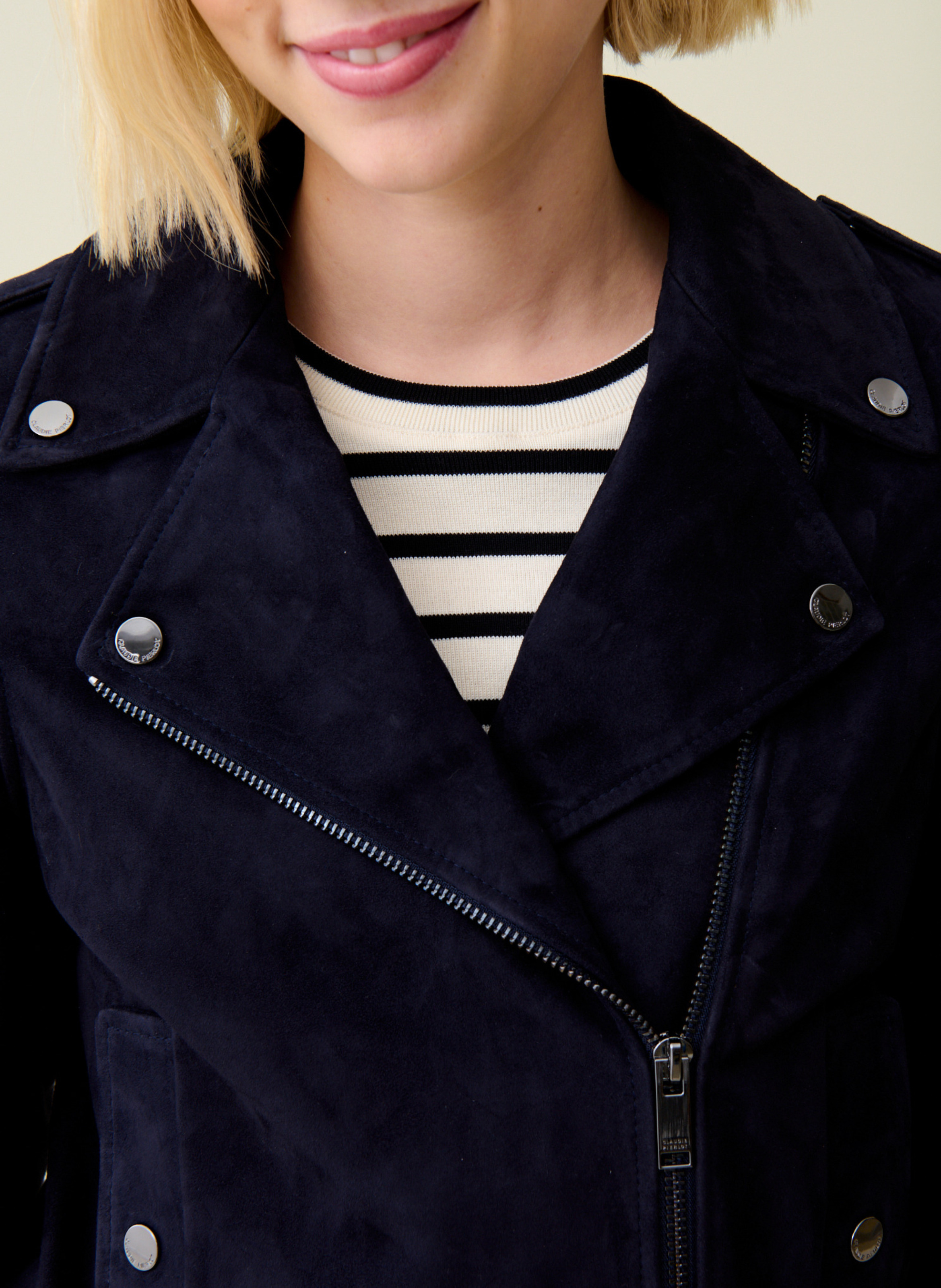 Veste courte en cuir velours CLAUDIE PIERLOT Bleu