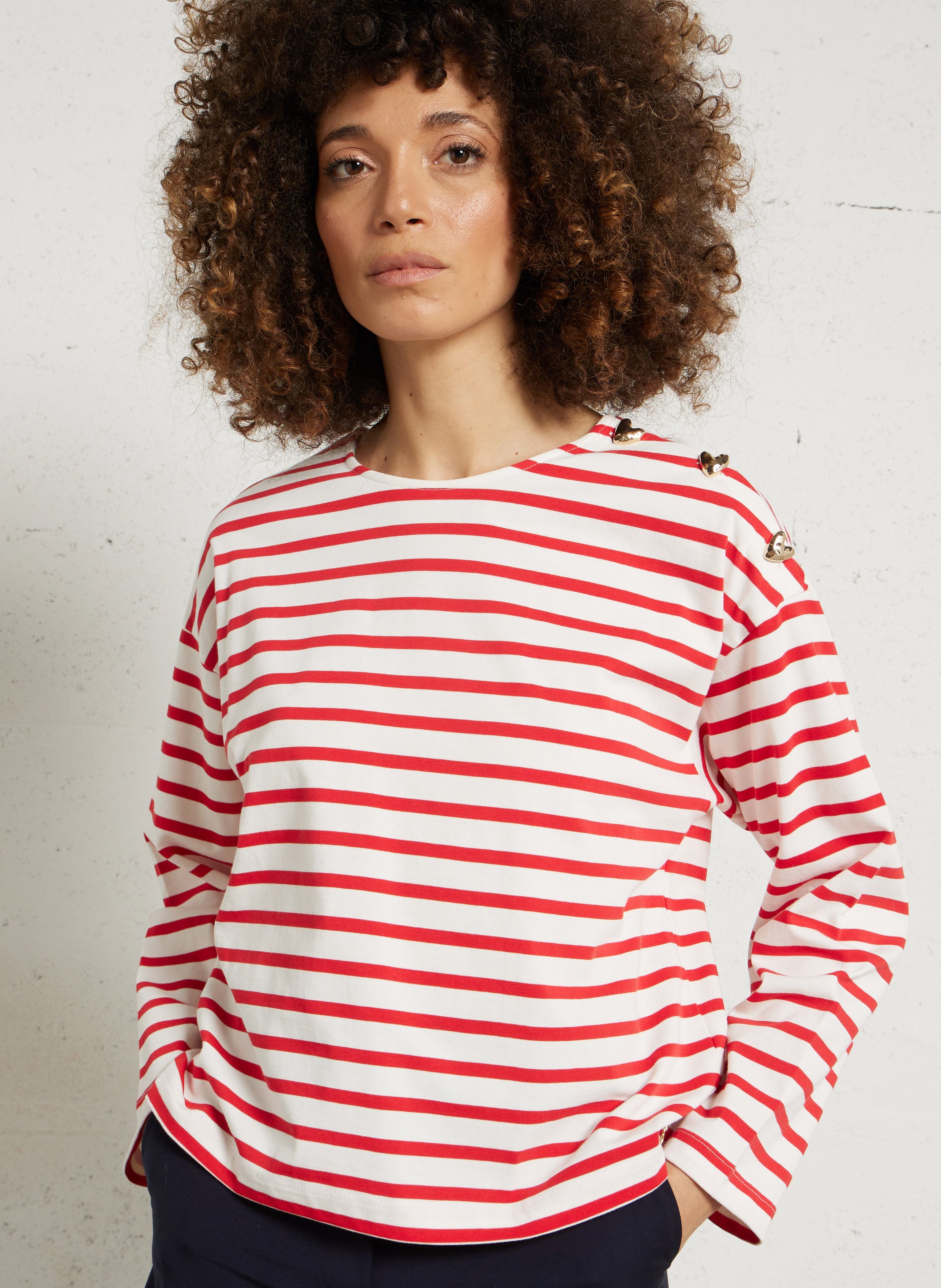 Tee-shirt droit rayé à détail boutonné DES PETITS HAUTS Rouge