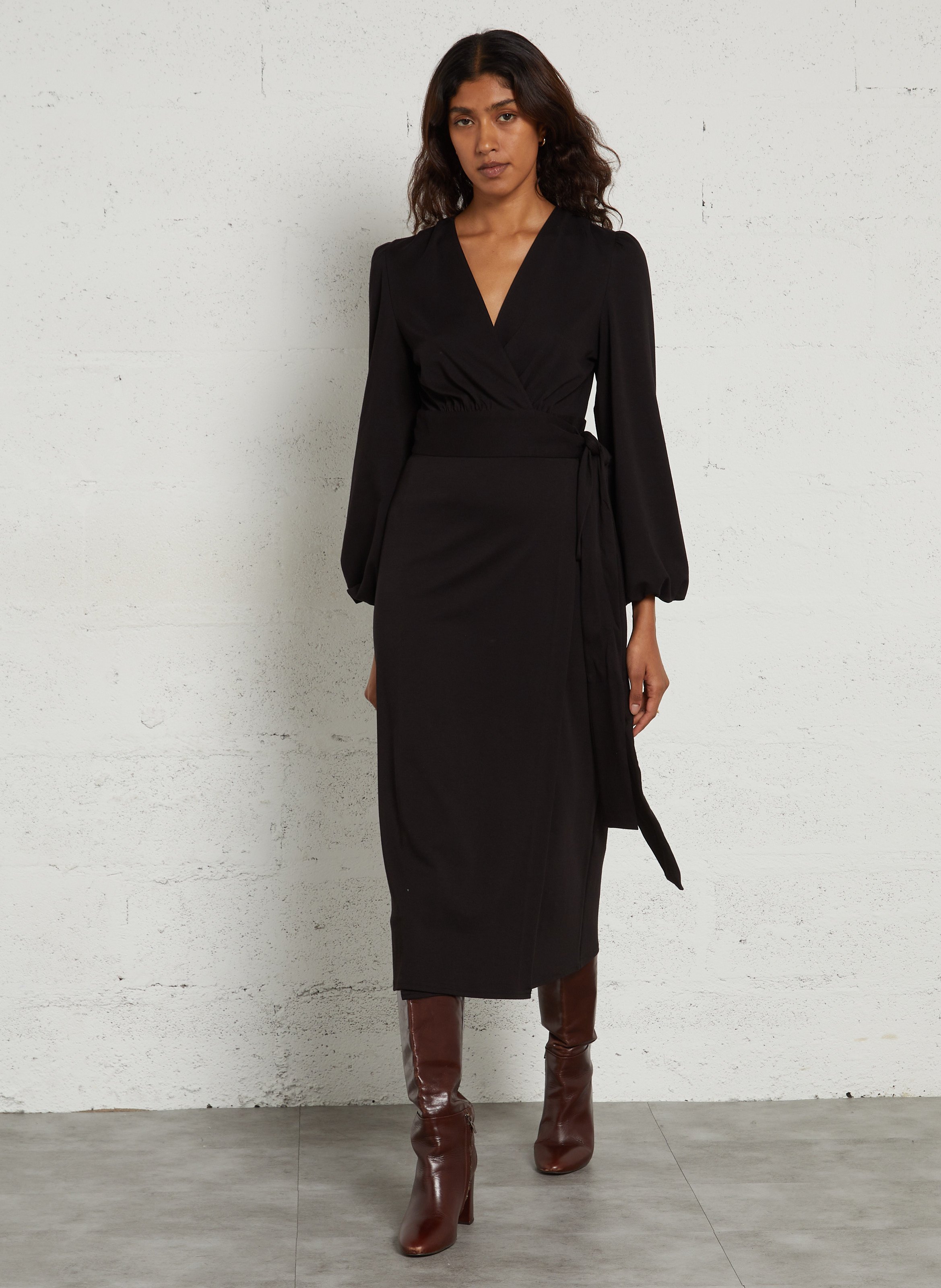 Robe longue portefeuille en coton mélangé MAISON 123 Noir