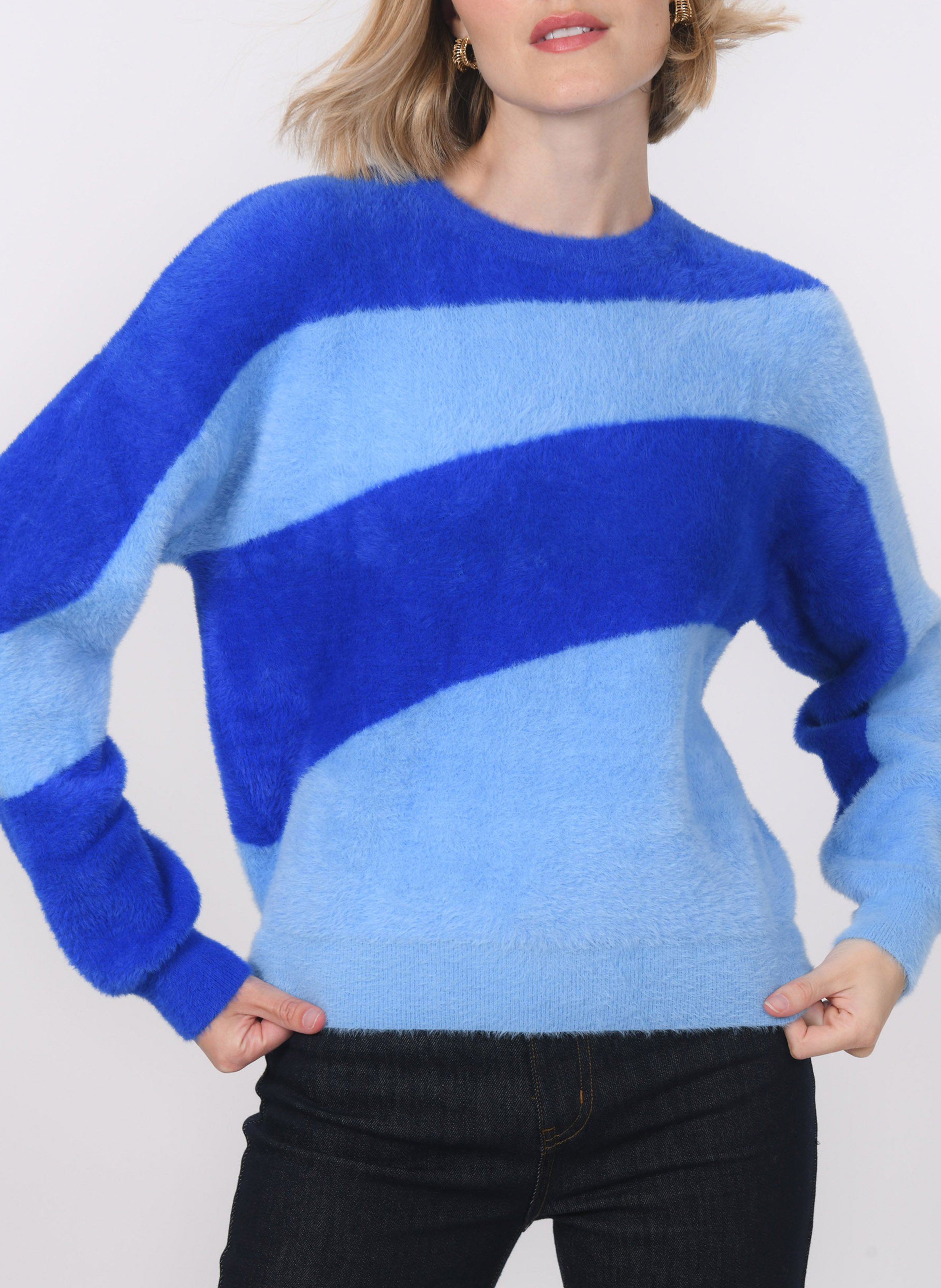 Rundhalsausschnitt-Flauschpullover KOOKAI