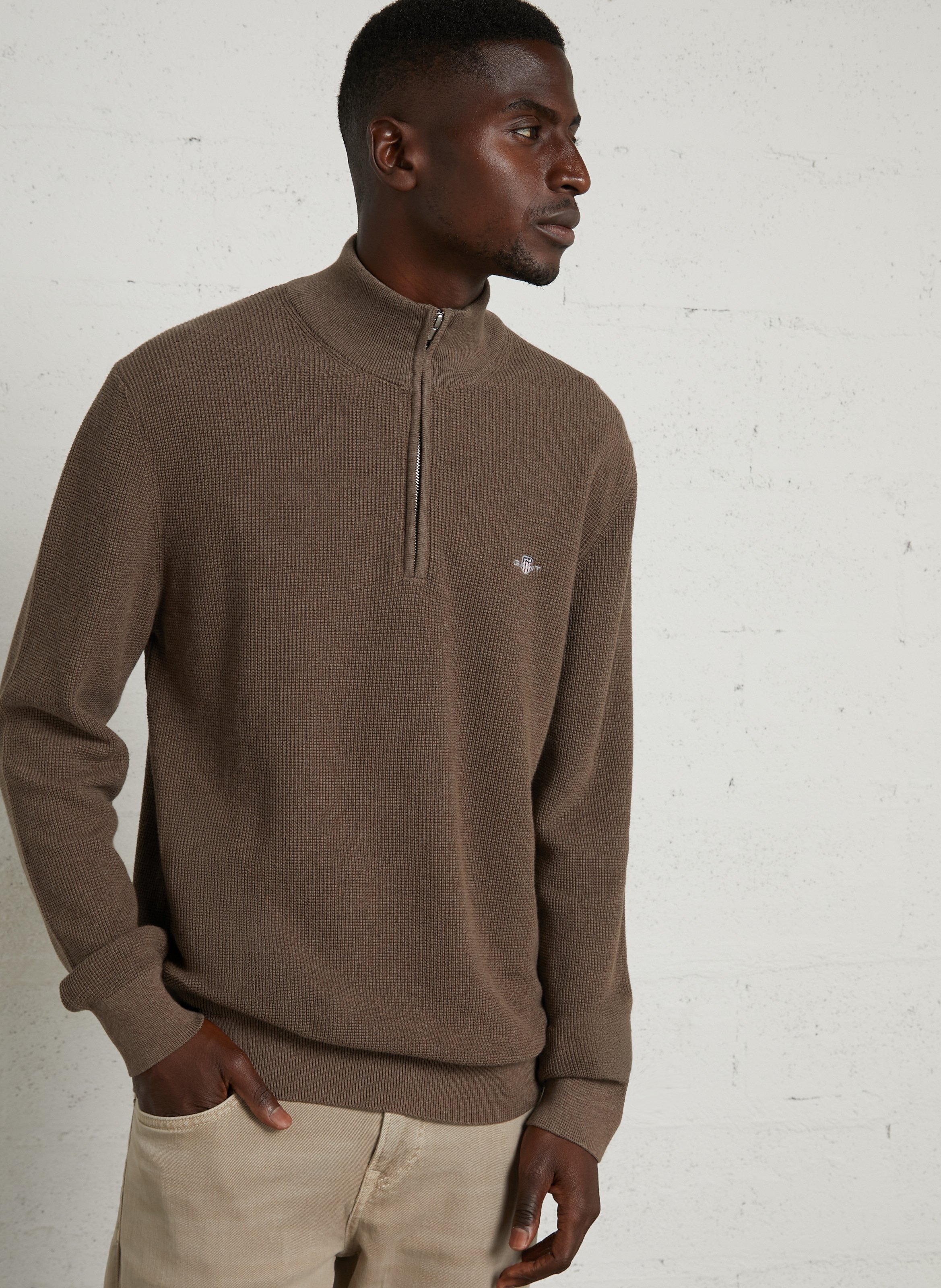 Pull col montant zippé uni GANT Marron