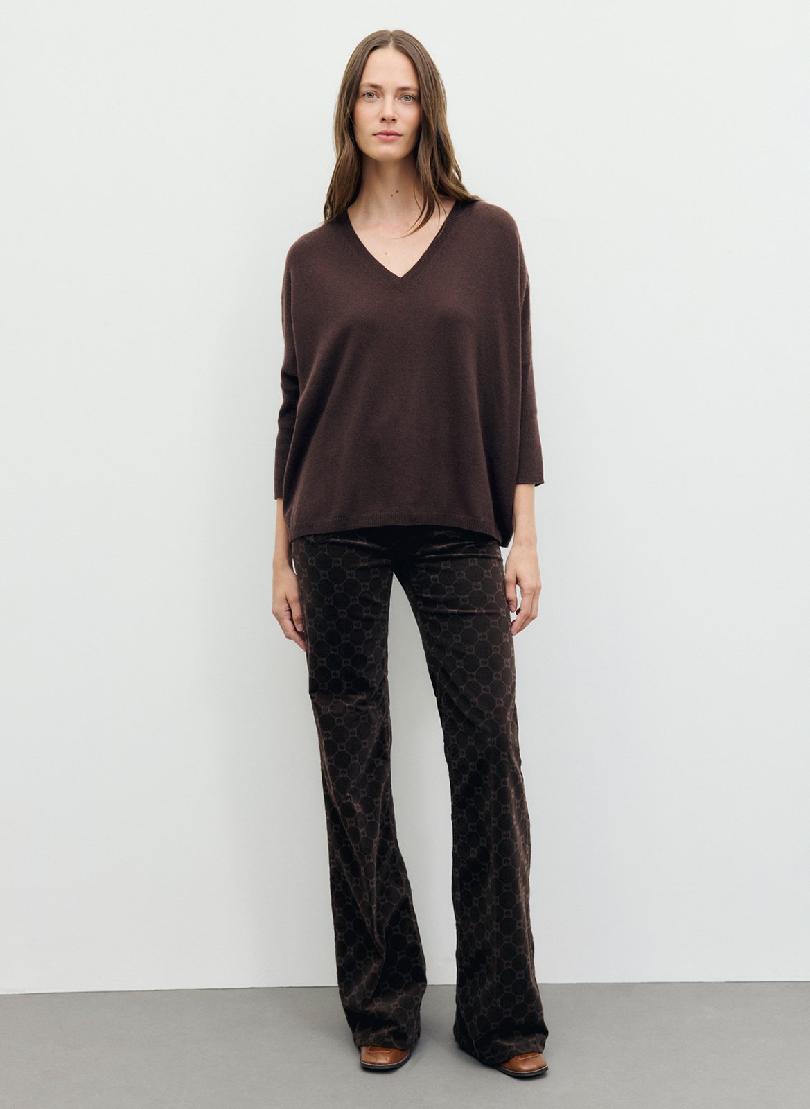 Oversized V-neck cashmere sweater GERARD DAREL Brown