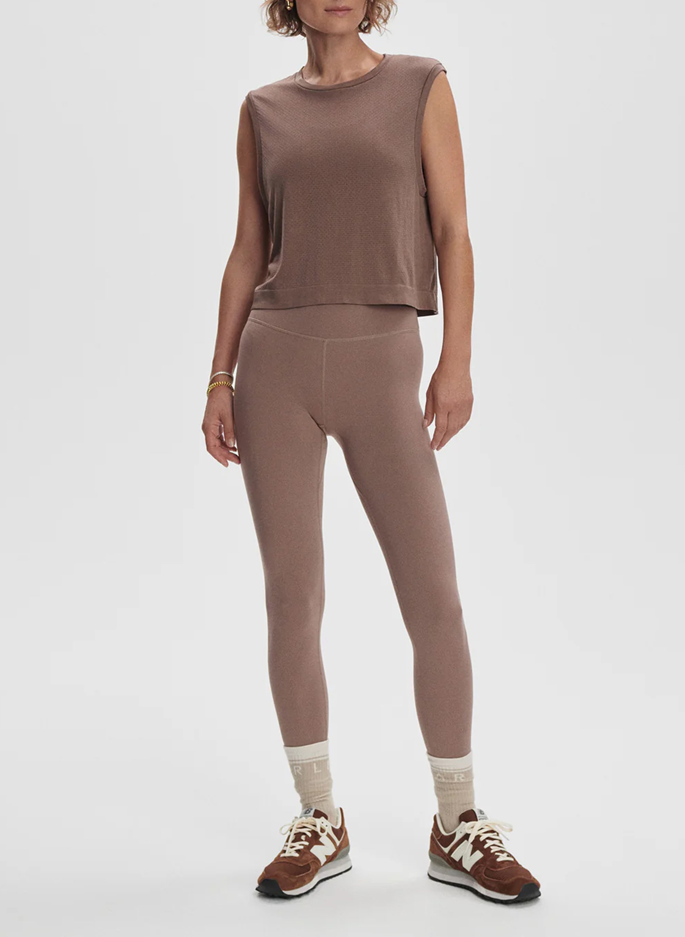 Seamless straight tank top VARLEY Brown